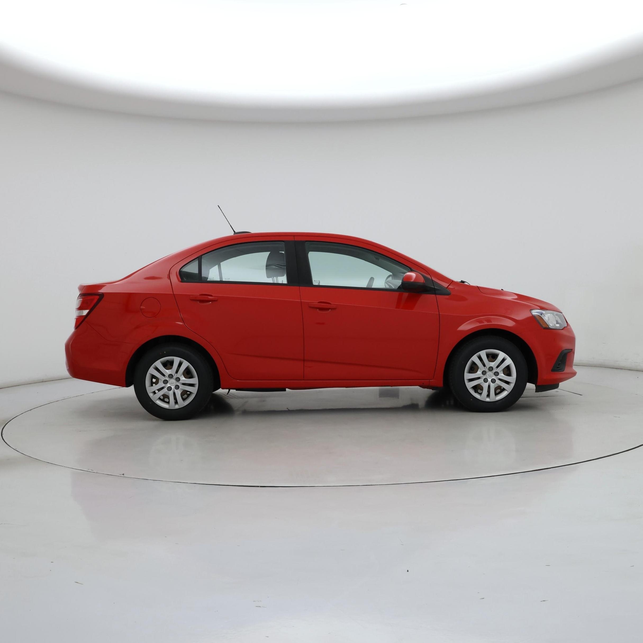 Thumbnail: 2017 Chevrolet Sonic - 7