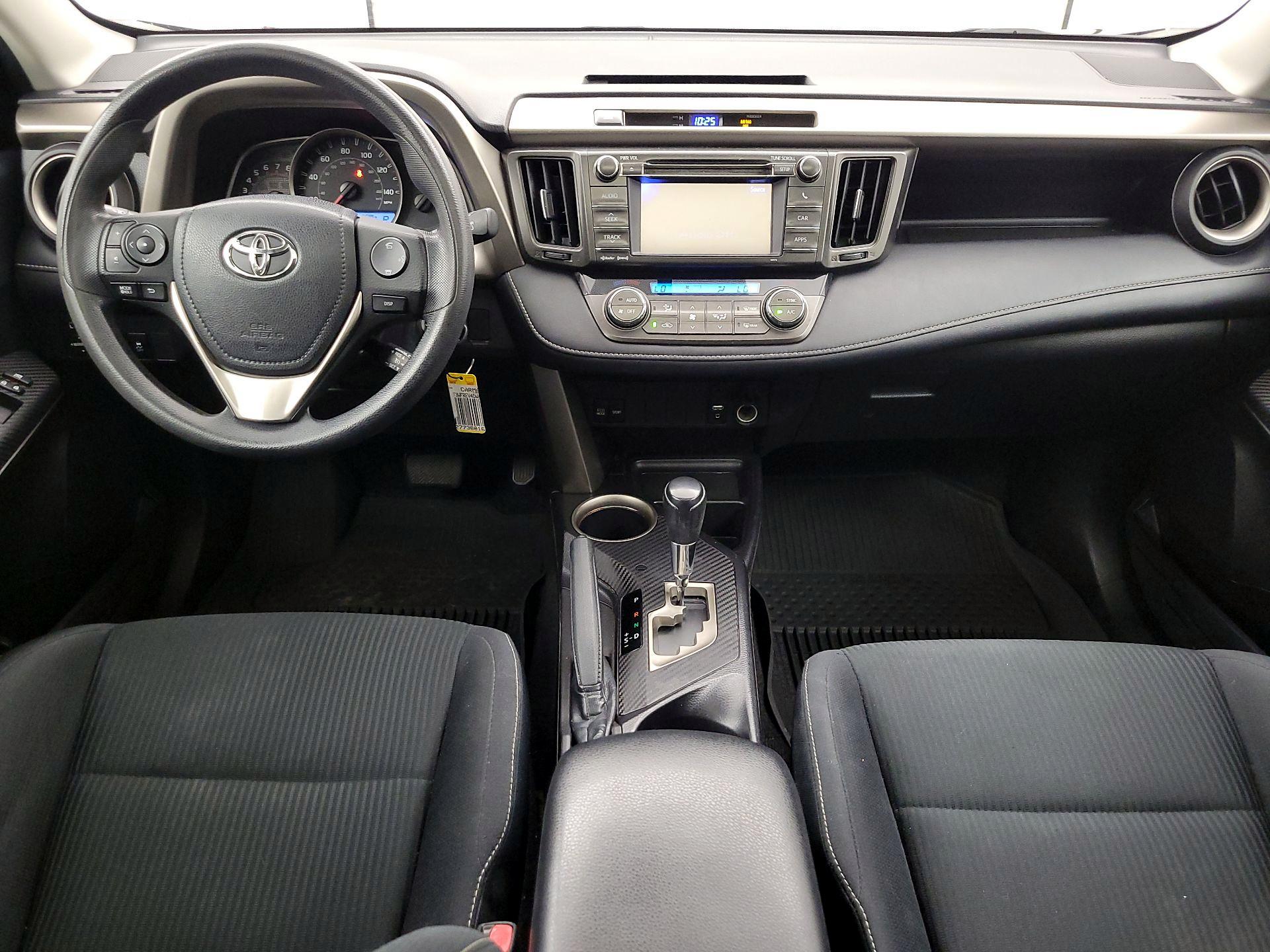 Thumbnail: 2013 Toyota RAV4 - 9