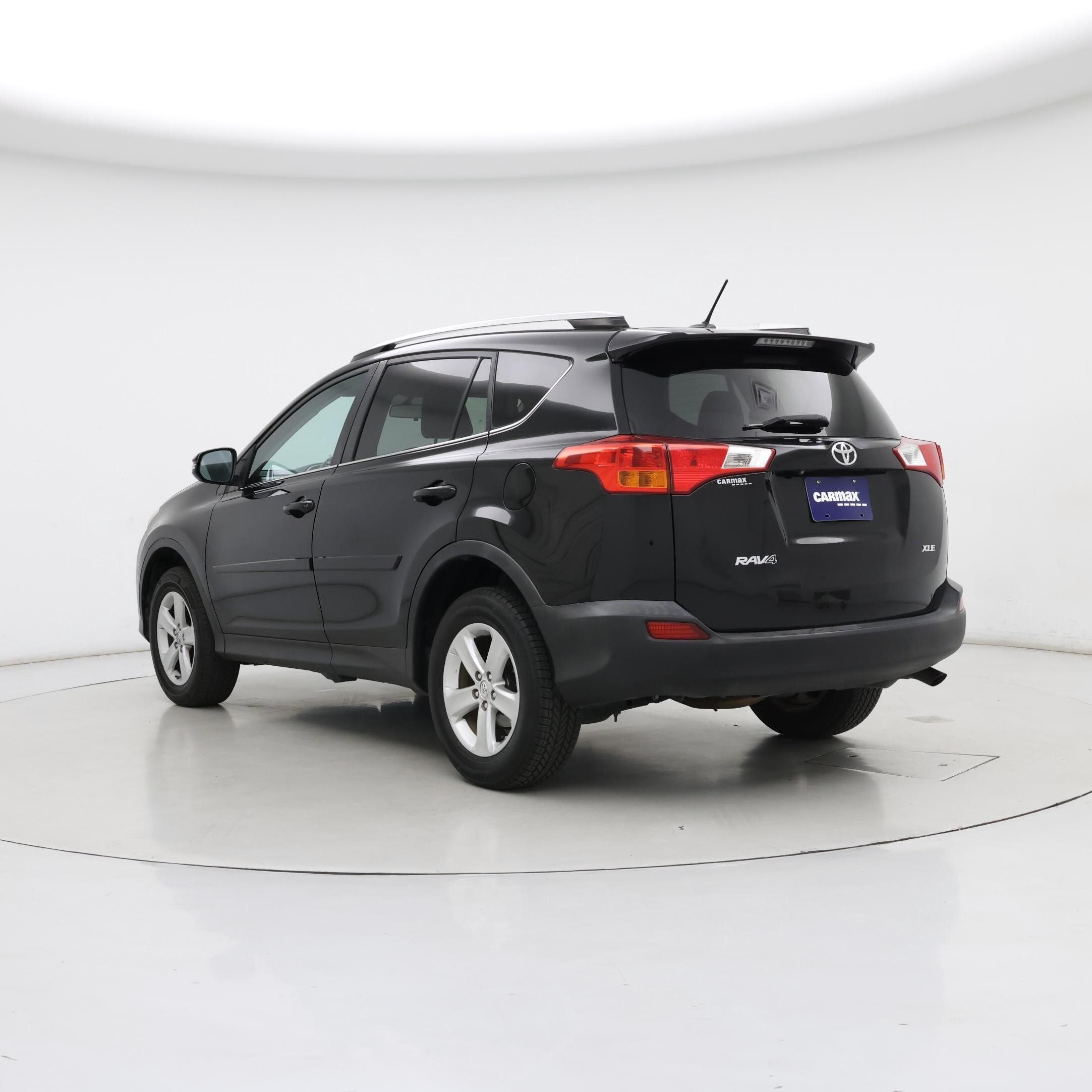Thumbnail: 2013 Toyota RAV4 - 2