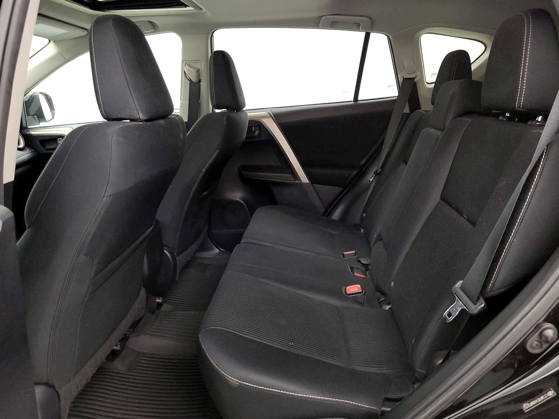 Thumbnail: 2013 Toyota RAV4 - 20