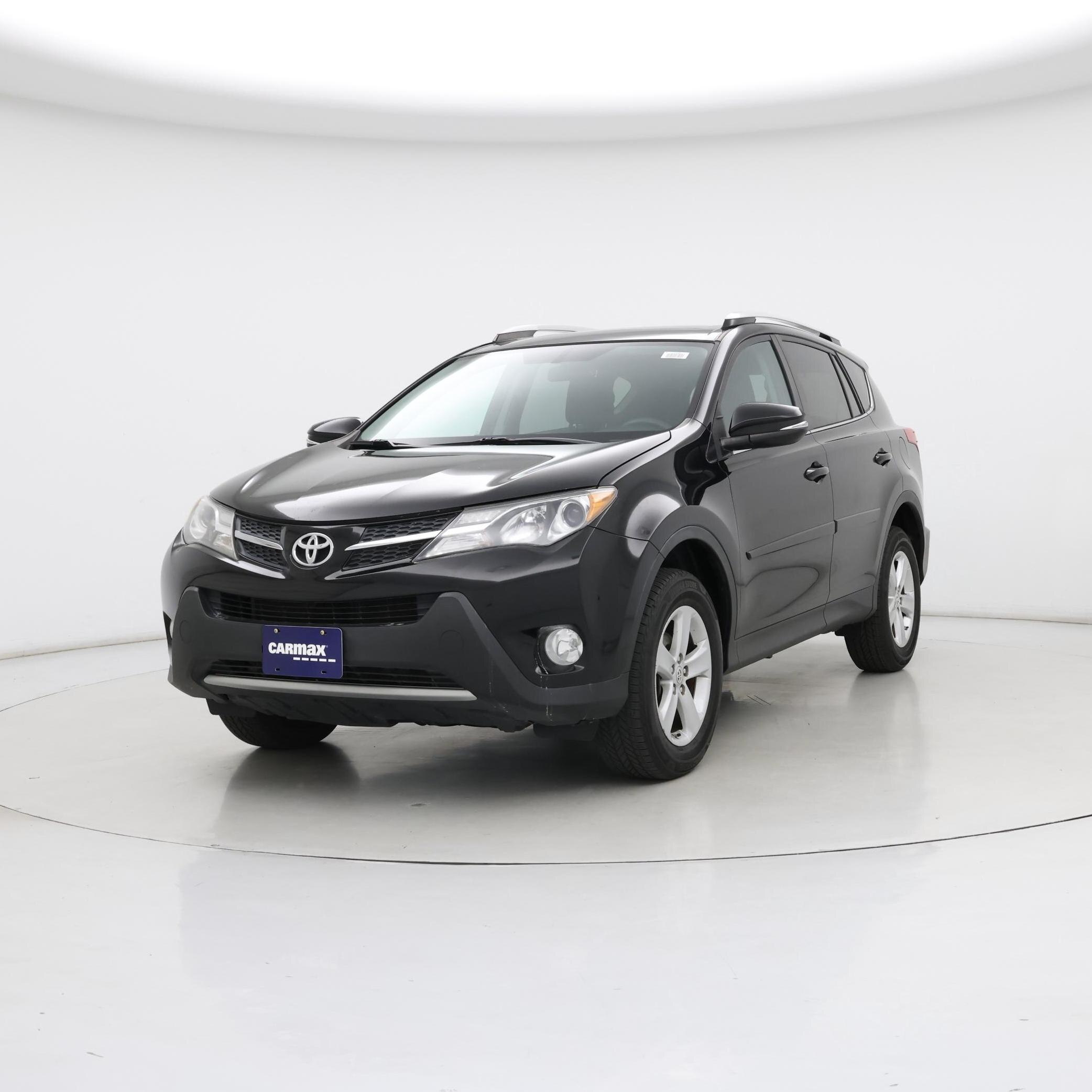 Thumbnail: 2013 Toyota RAV4 - 4