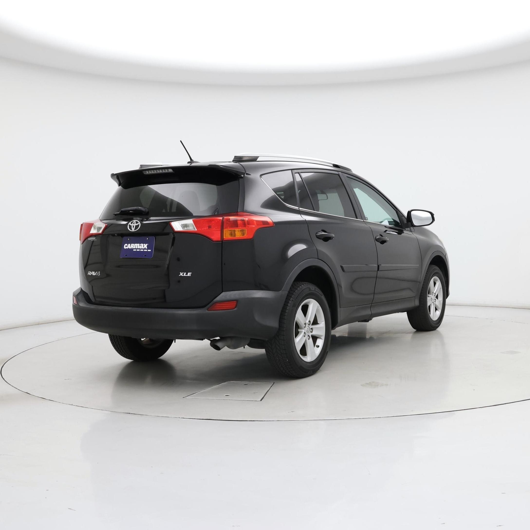 Thumbnail: 2013 Toyota RAV4 - 8