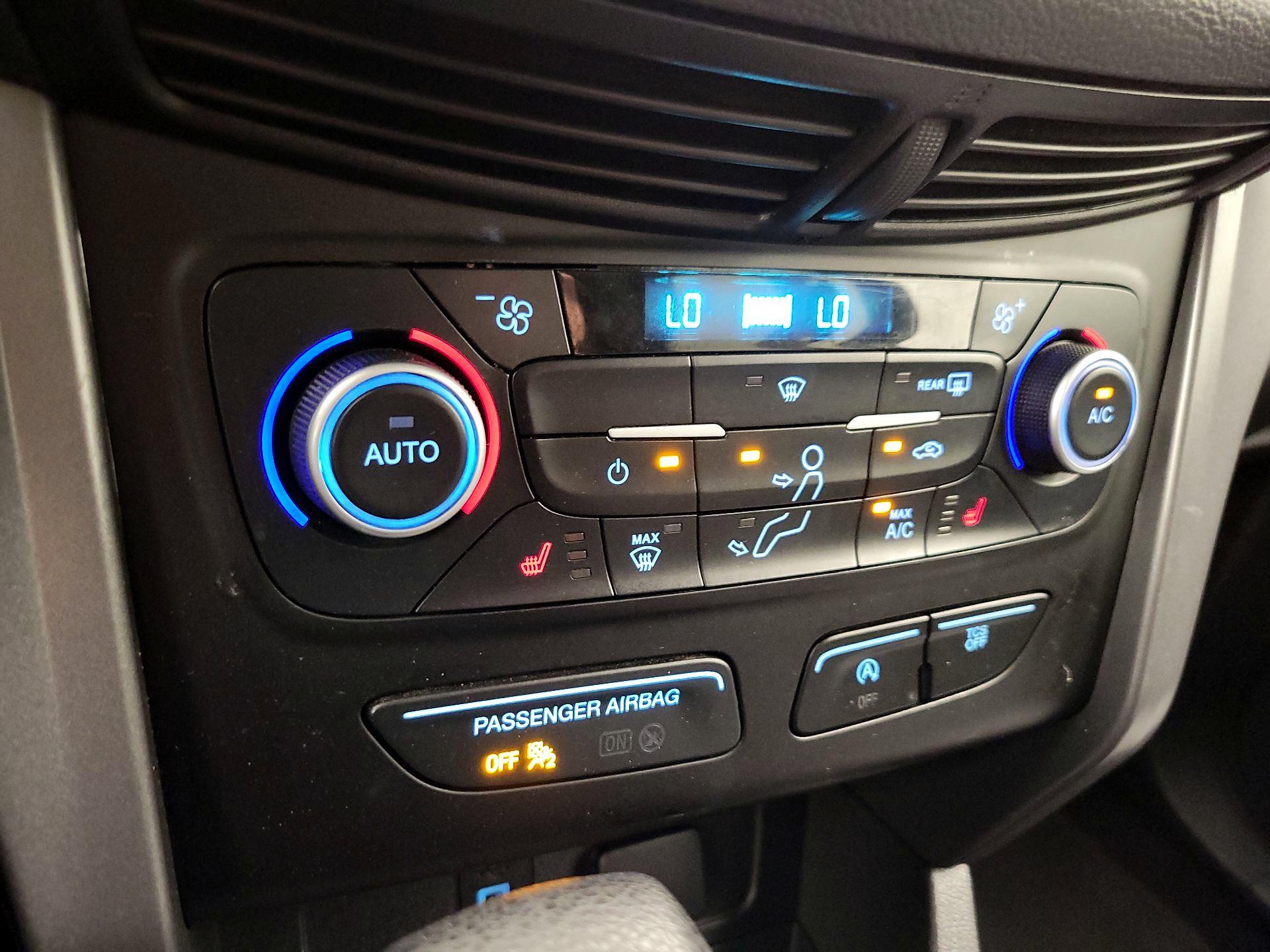 Thumbnail: 2019 Ford Escape - 16