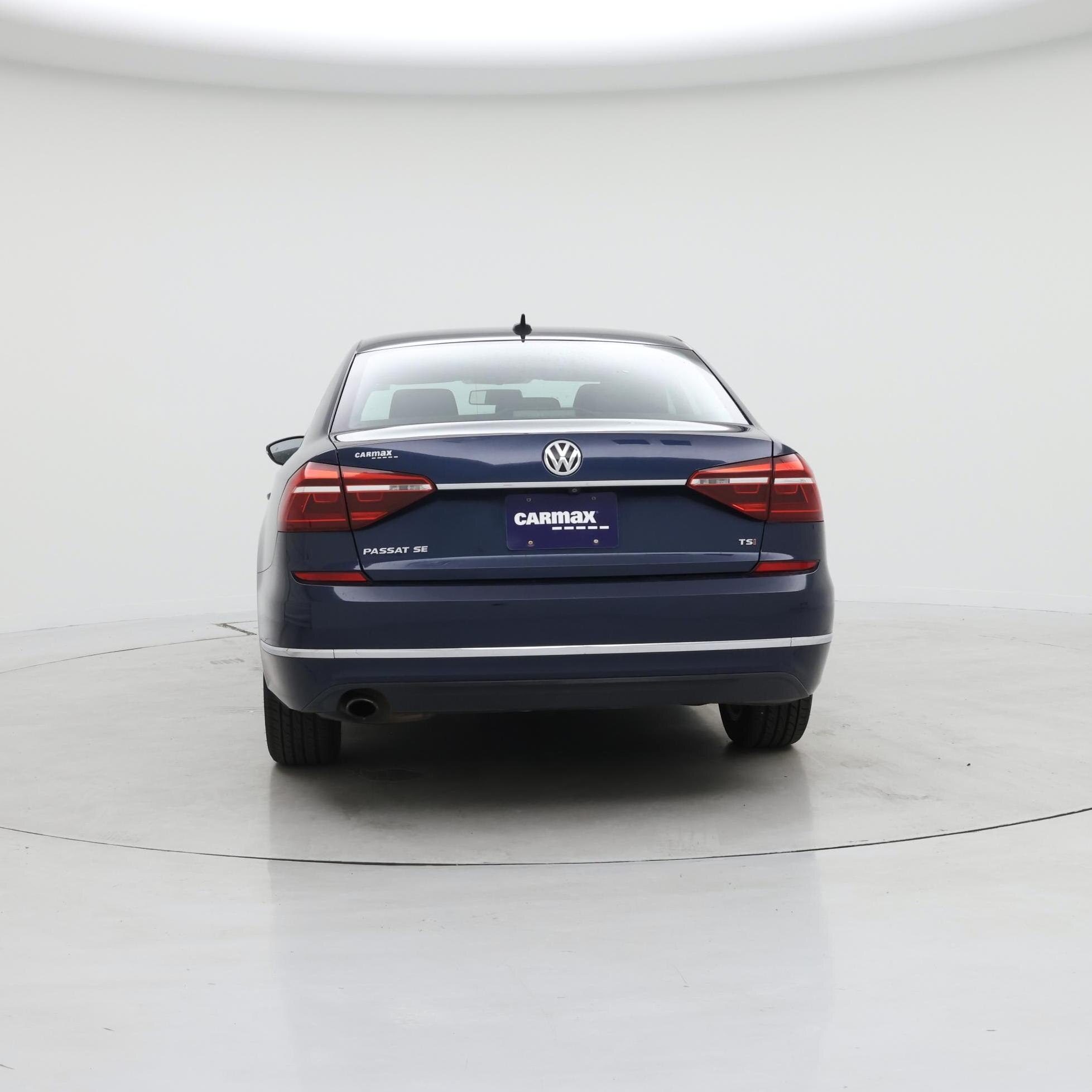 Thumbnail: 2018 Volkswagen Passat - 6