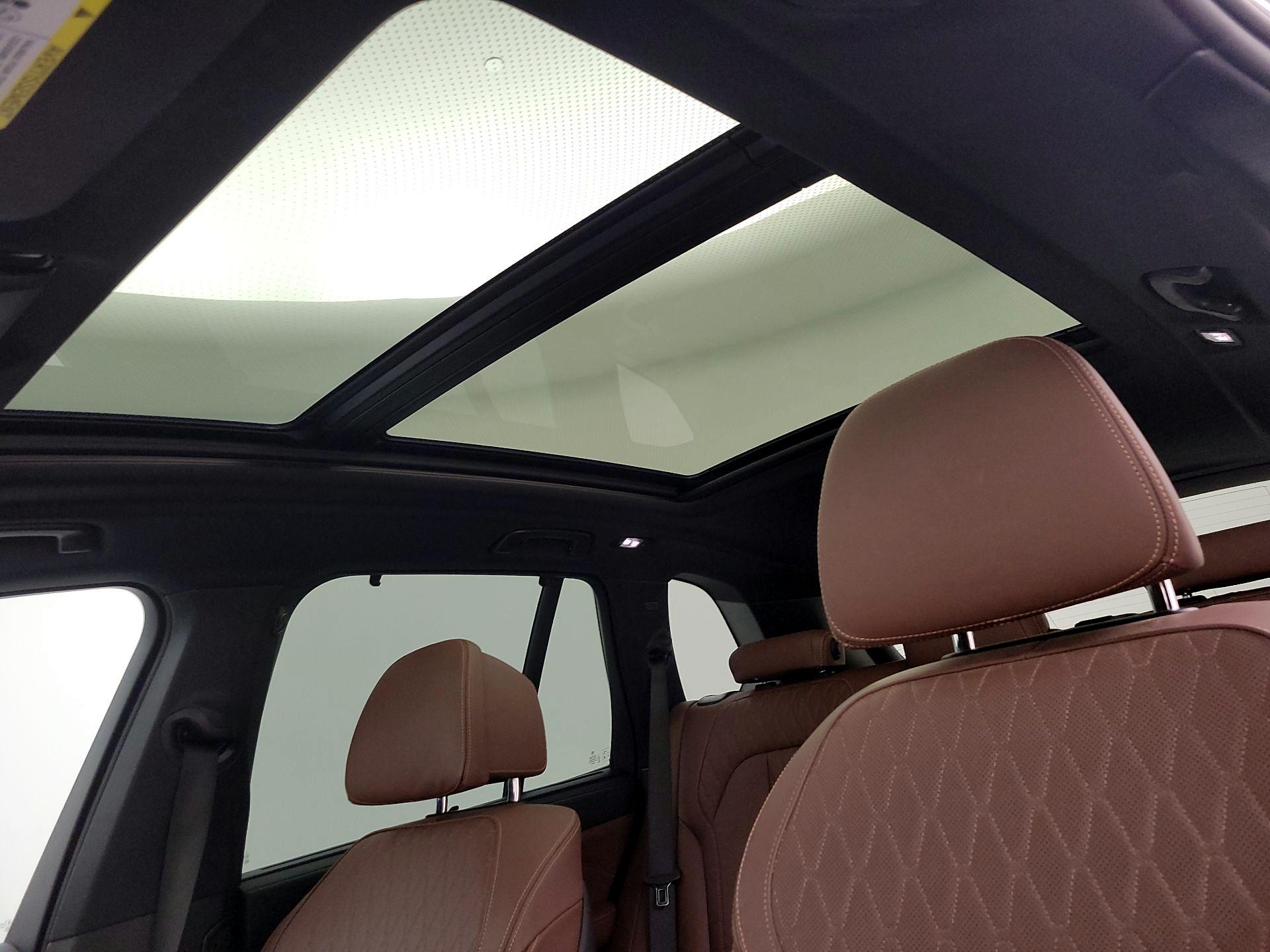 Thumbnail: 2022 BMW X5 - 20