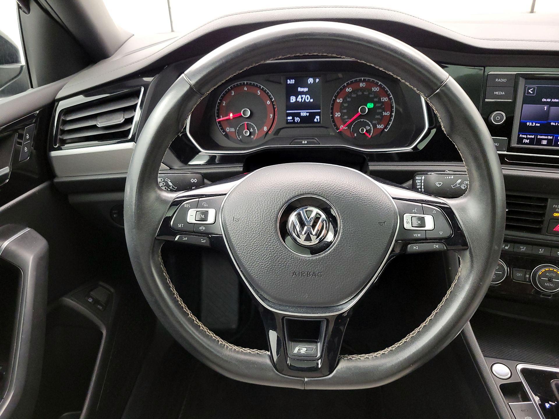 Thumbnail: 2021 Volkswagen Jetta - 10