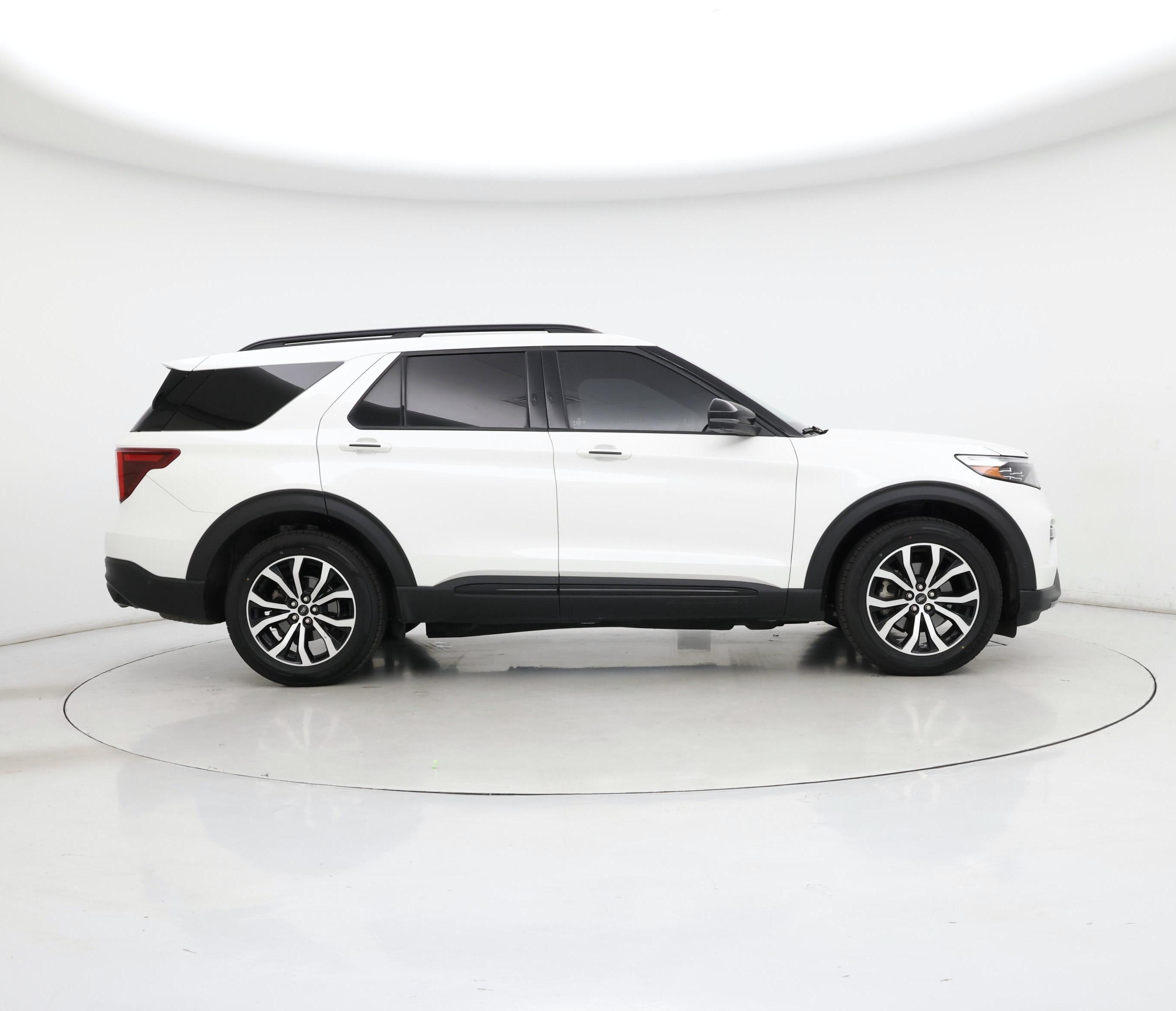 Thumbnail: 2021 Ford Explorer - 7