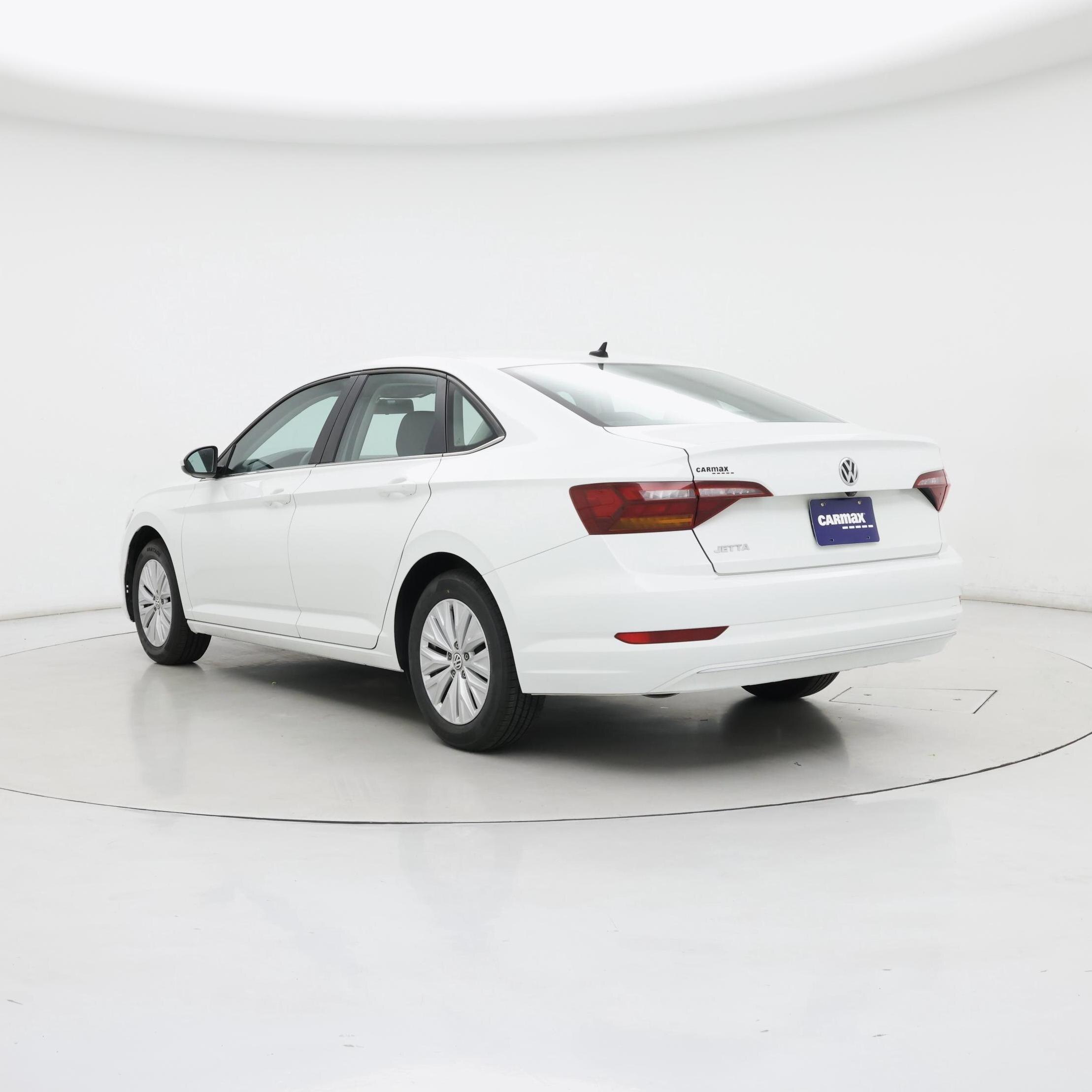 Thumbnail: 2019 Volkswagen Jetta - 2