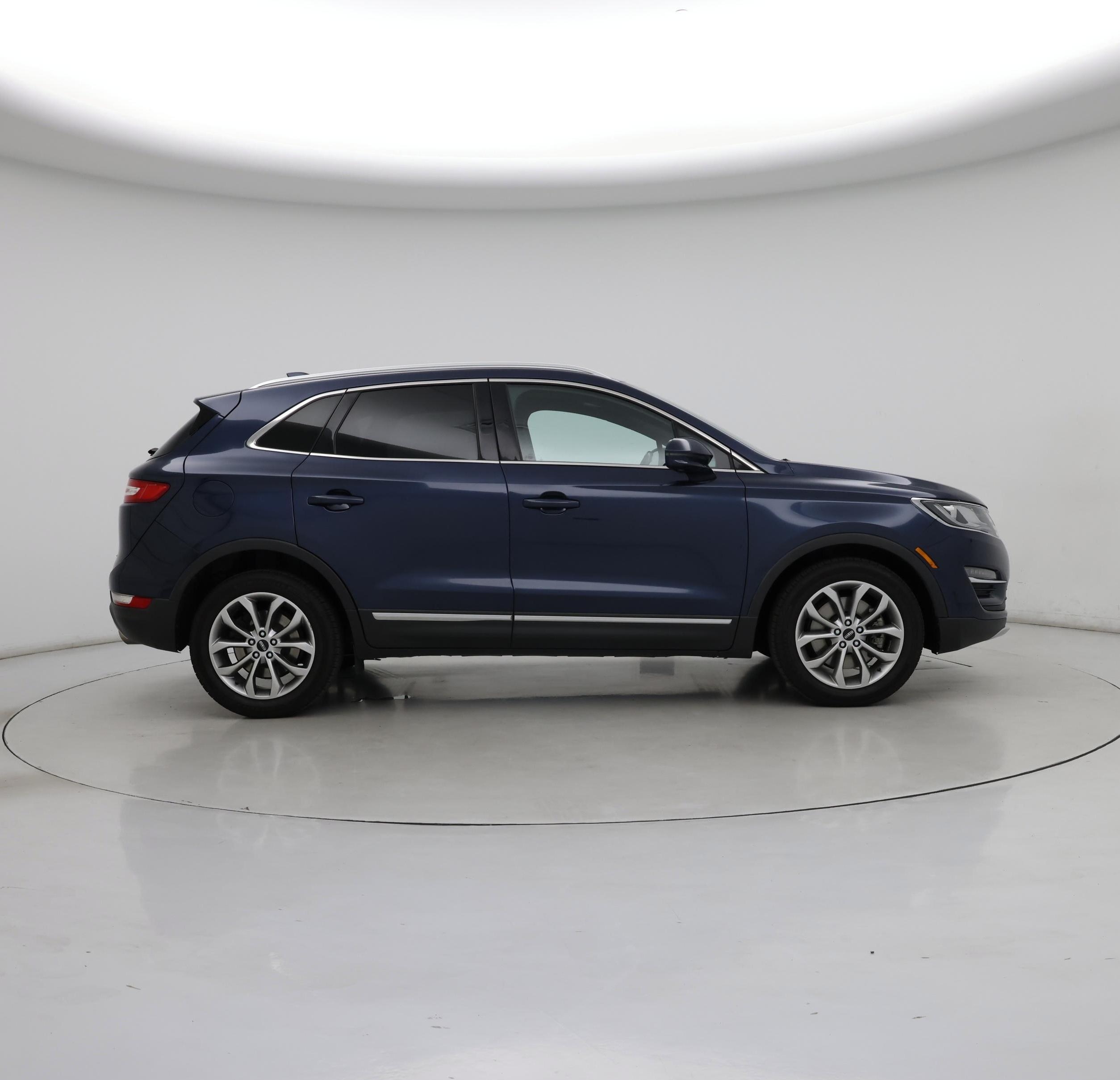 Thumbnail: 2017 Lincoln MKC - 7