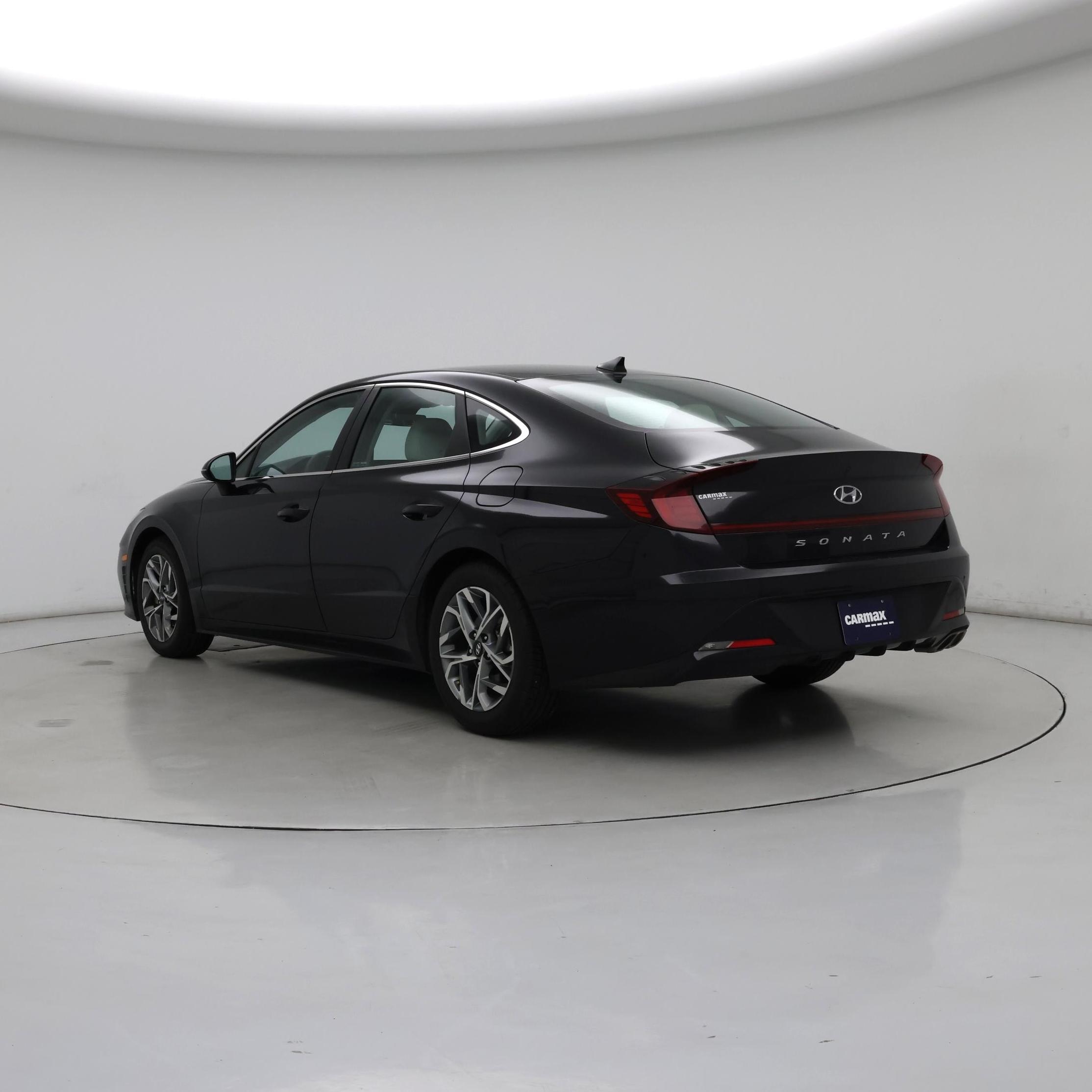 Thumbnail: 2023 Hyundai Sonata - 2