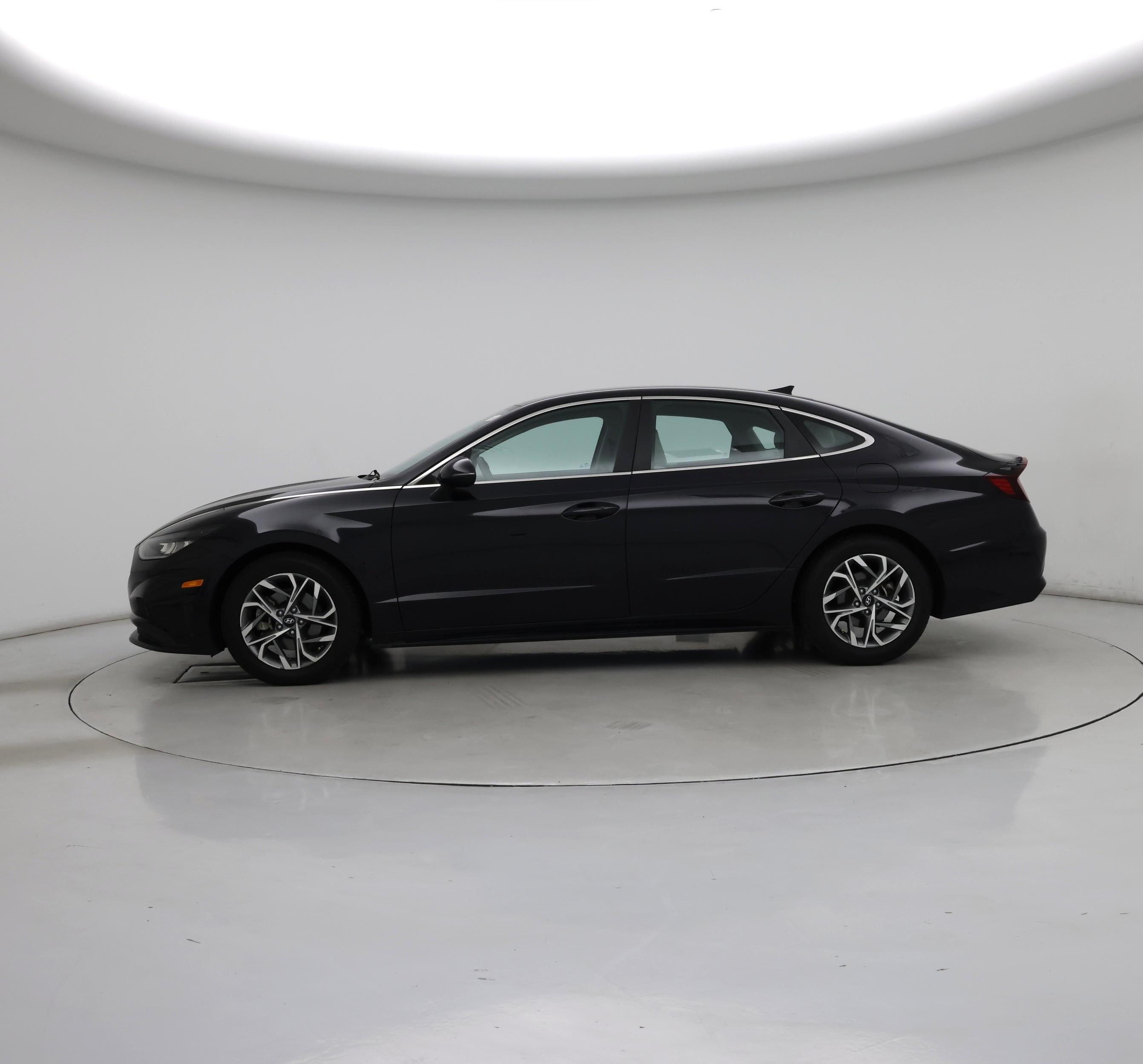 Thumbnail: 2023 Hyundai Sonata - 3