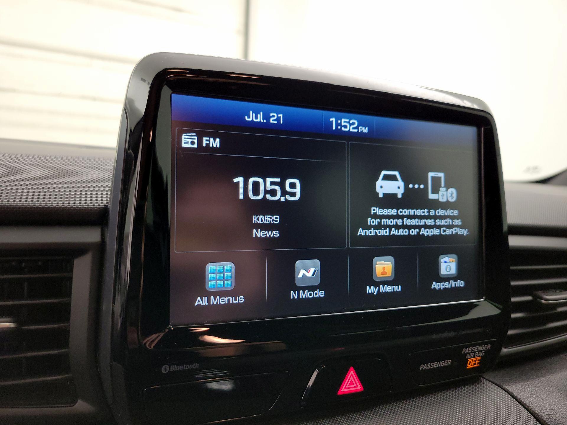 Thumbnail: 2019 Hyundai Veloster - 15