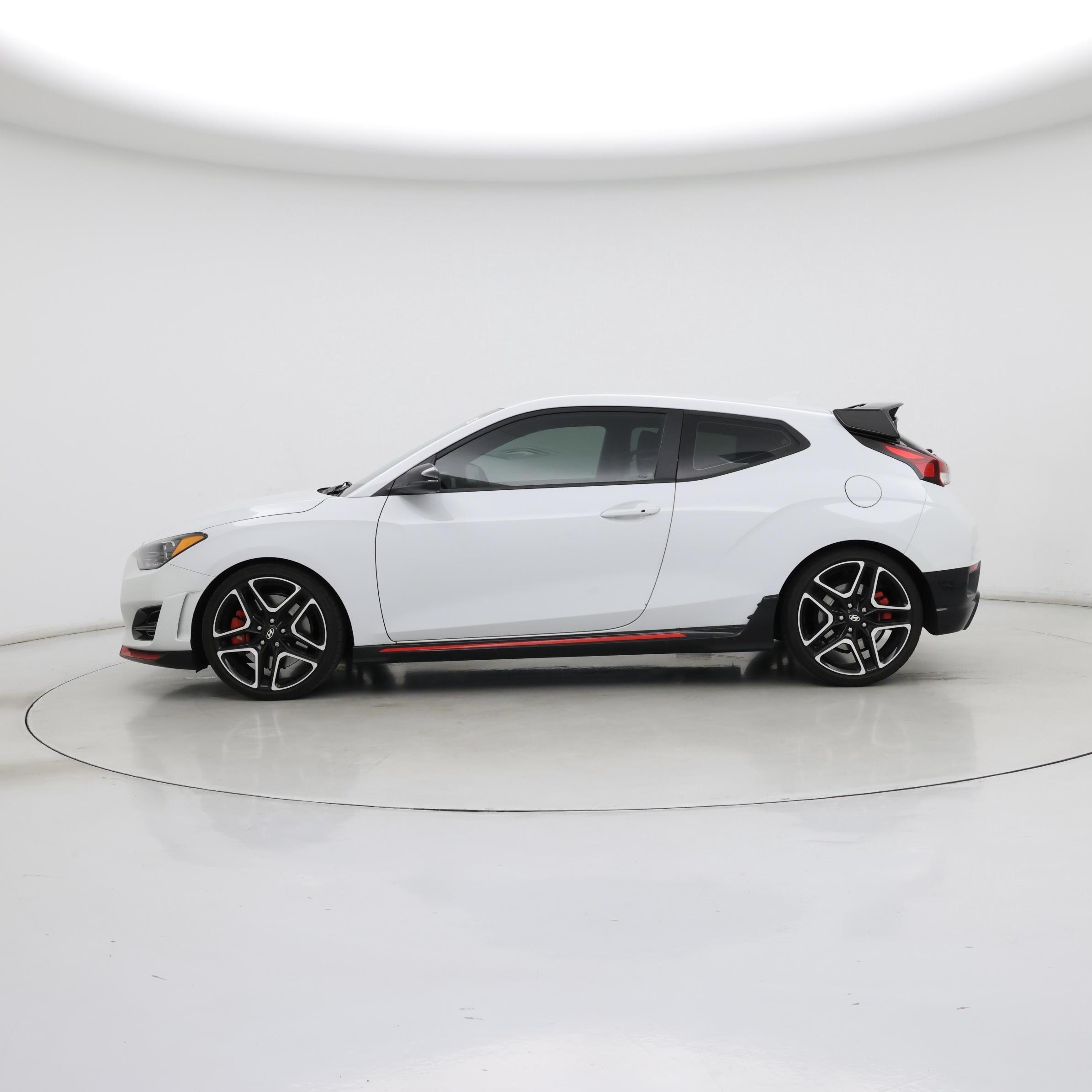 Thumbnail: 2019 Hyundai Veloster - 3