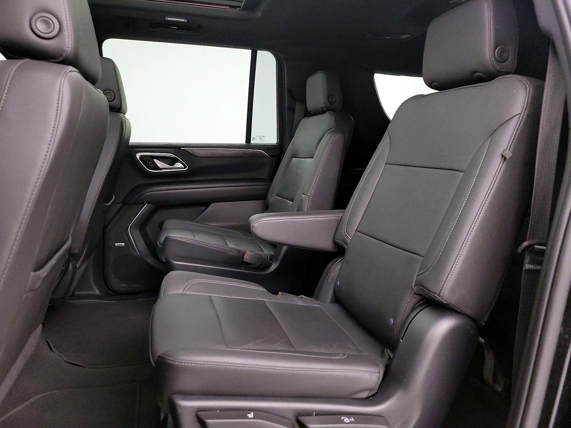 Thumbnail: 2022 Chevrolet Suburban - 20