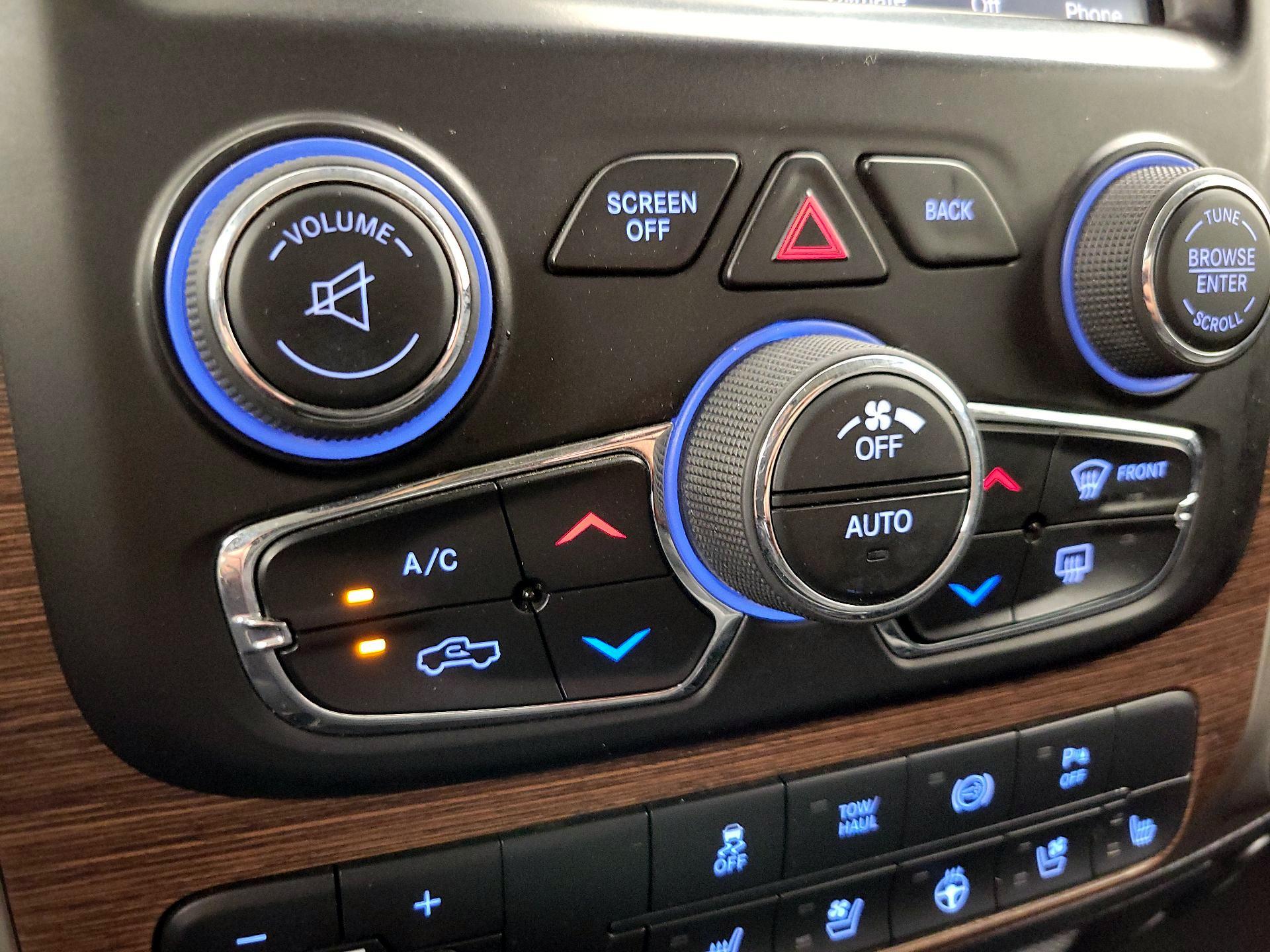 Thumbnail: 2014 RAM 2500 - 16