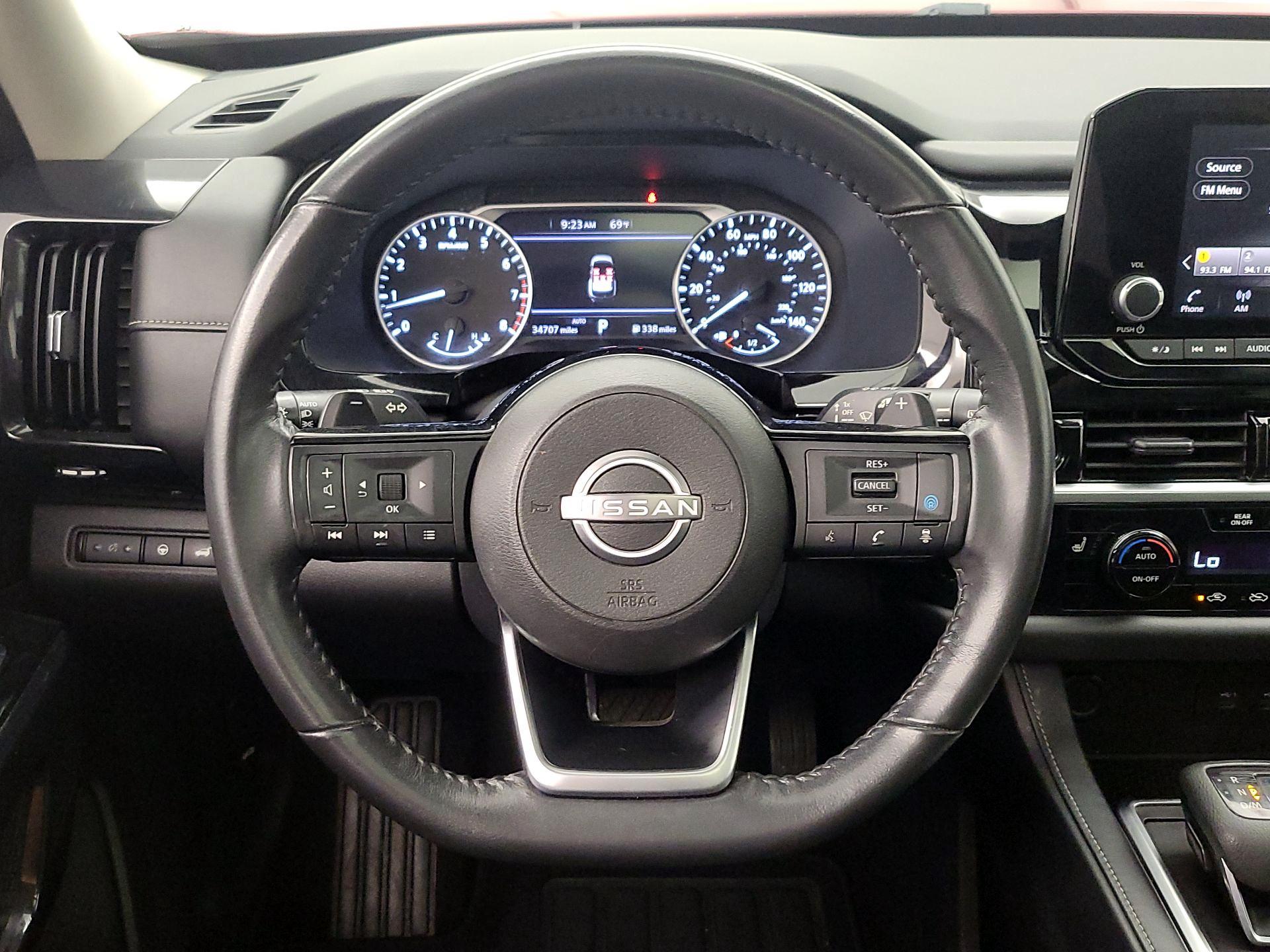 Thumbnail: 2022 Nissan Pathfinder - 10