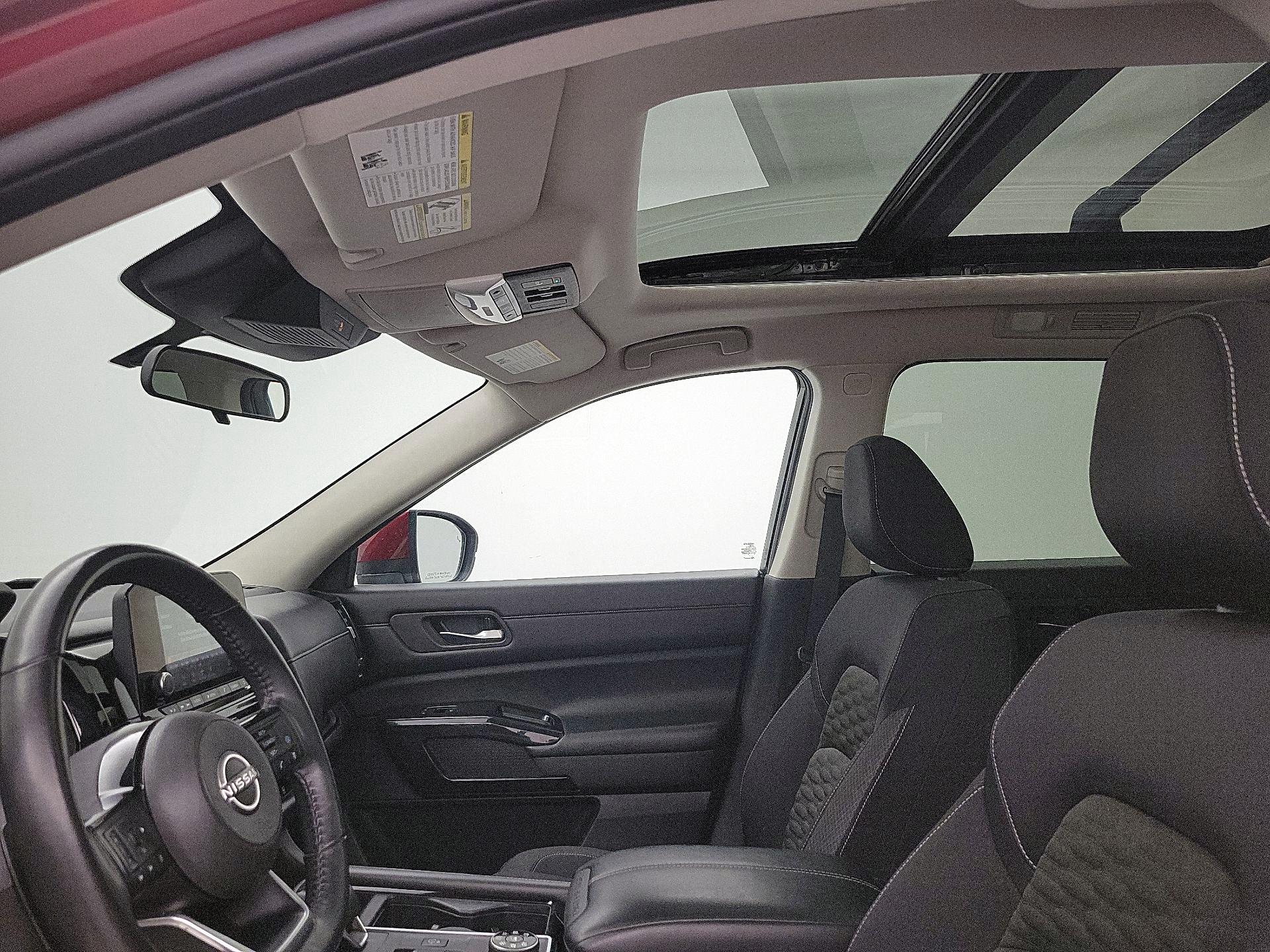 Thumbnail: 2022 Nissan Pathfinder - 19