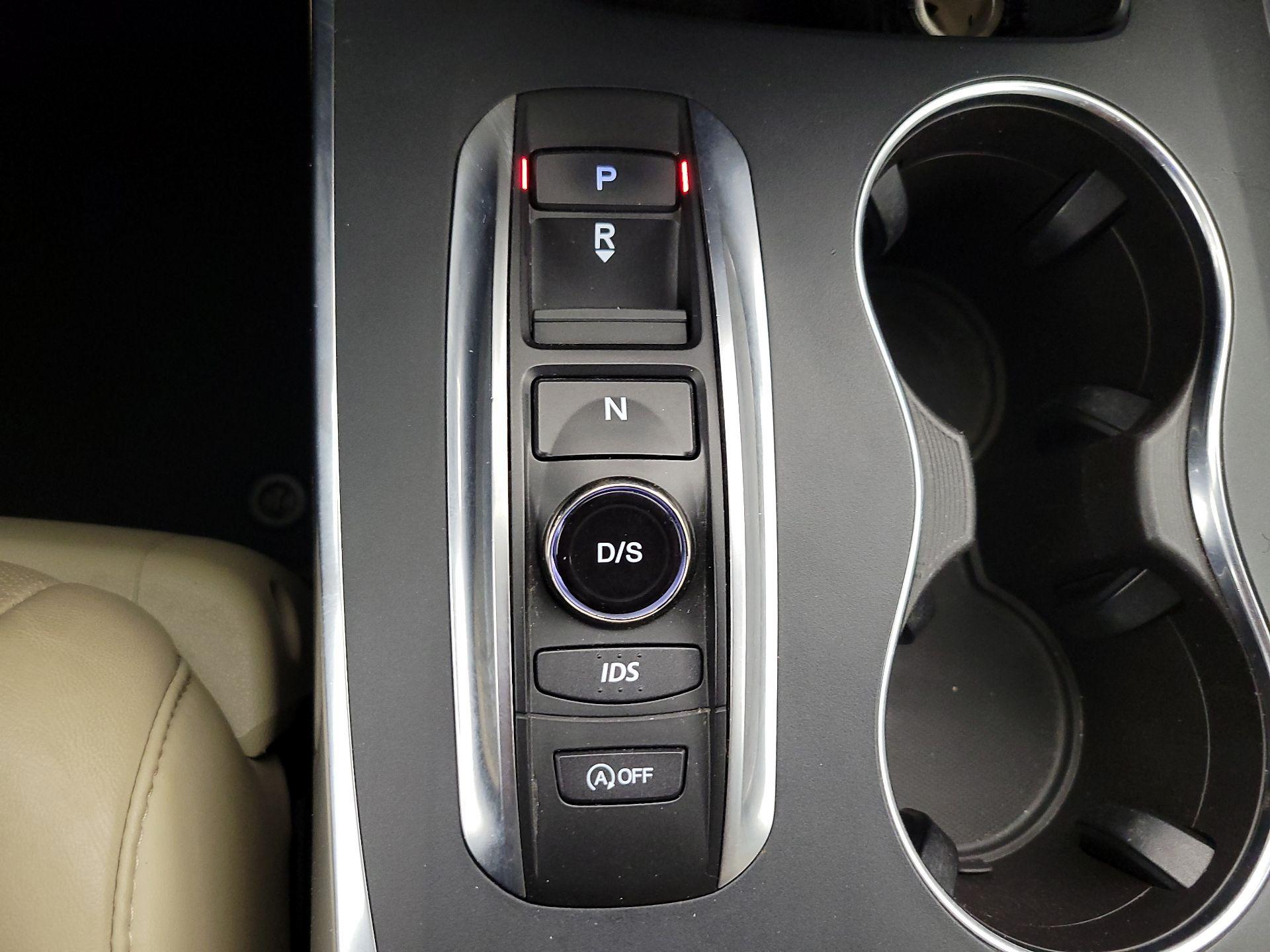 Thumbnail: 2016 Acura MDX - 18