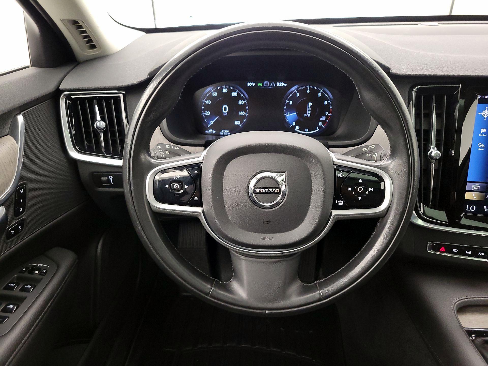 Thumbnail: 2021 Volvo S90 - 10