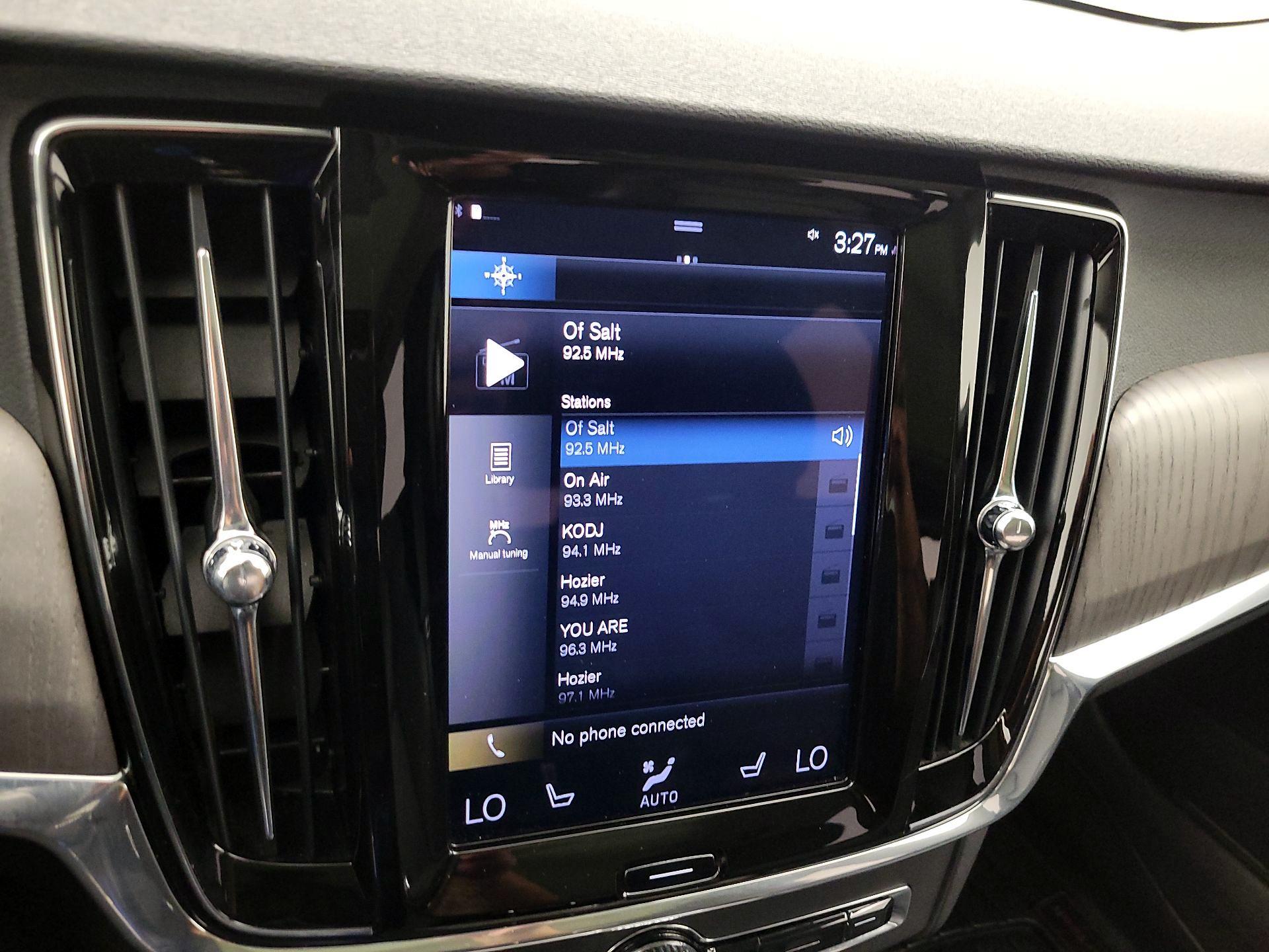 Thumbnail: 2021 Volvo S90 - 16