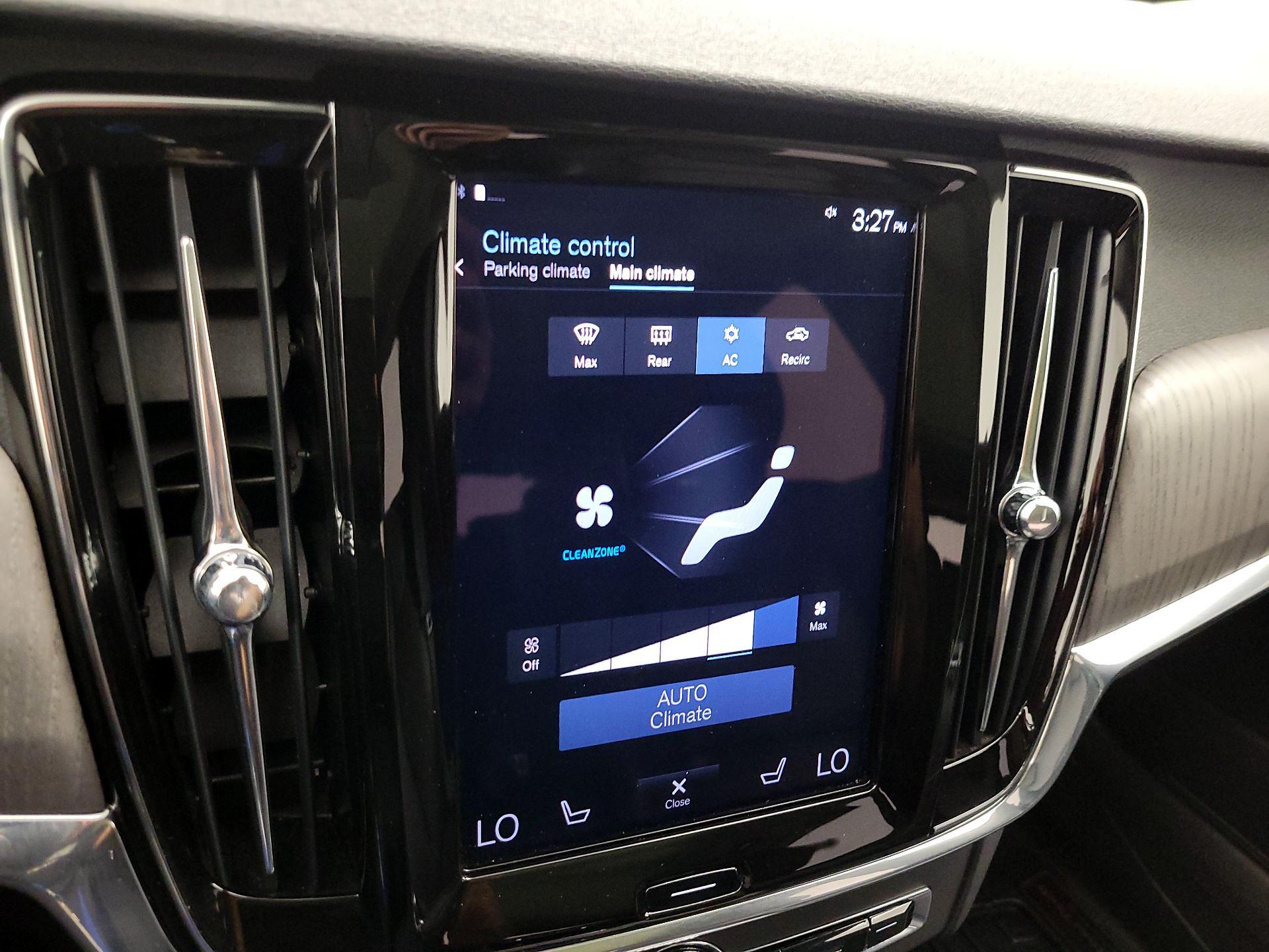 Thumbnail: 2021 Volvo S90 - 17