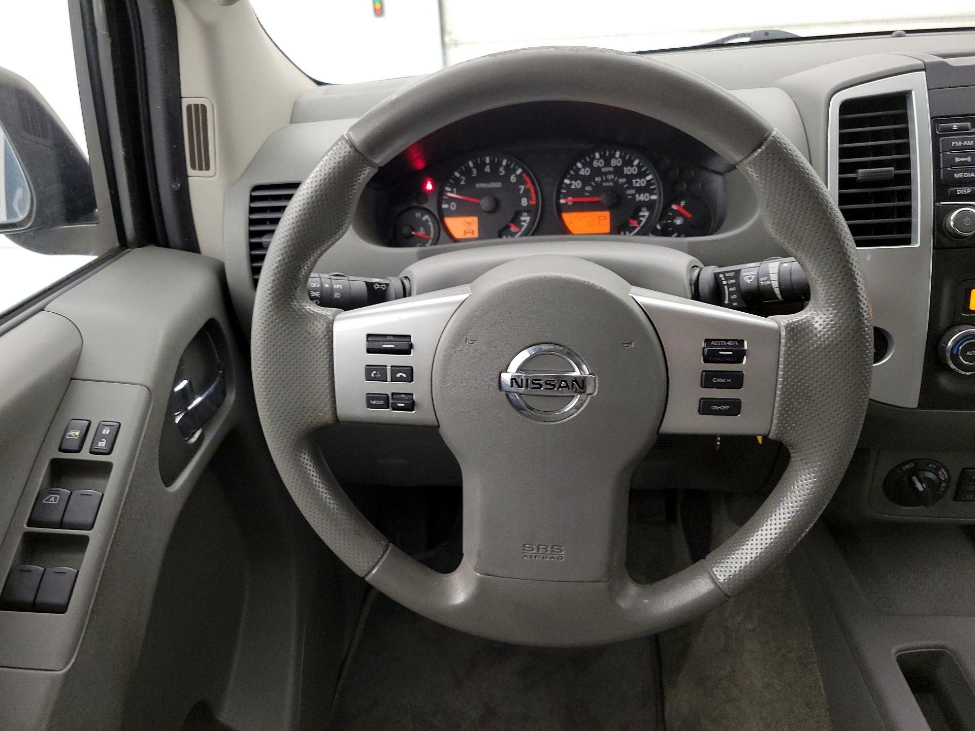 Thumbnail: 2015 Nissan Frontier - 10