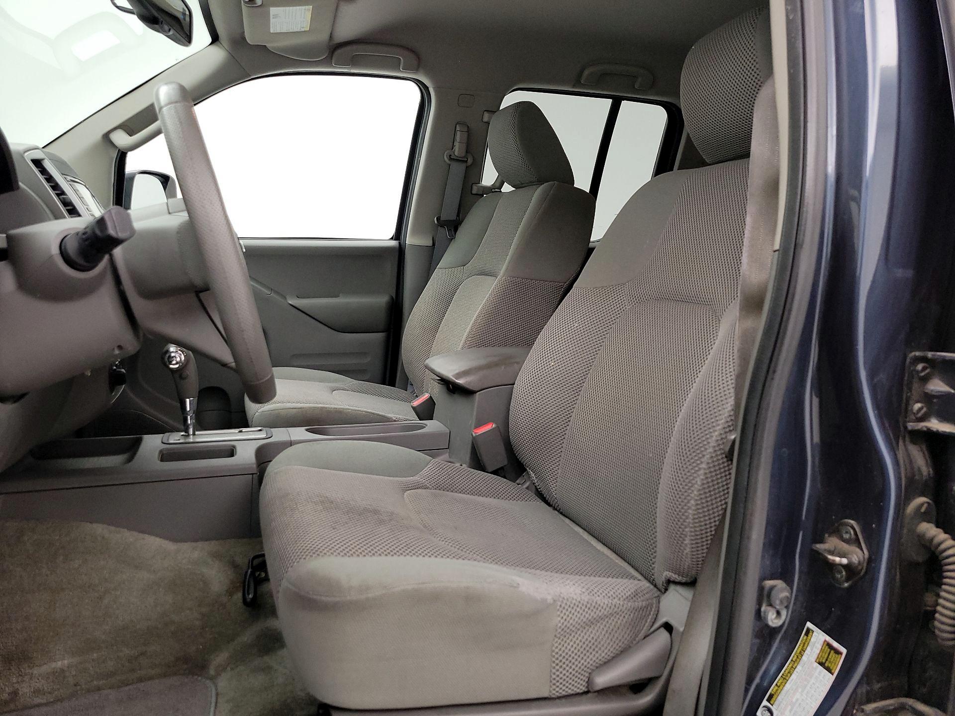 Thumbnail: 2015 Nissan Frontier - 11