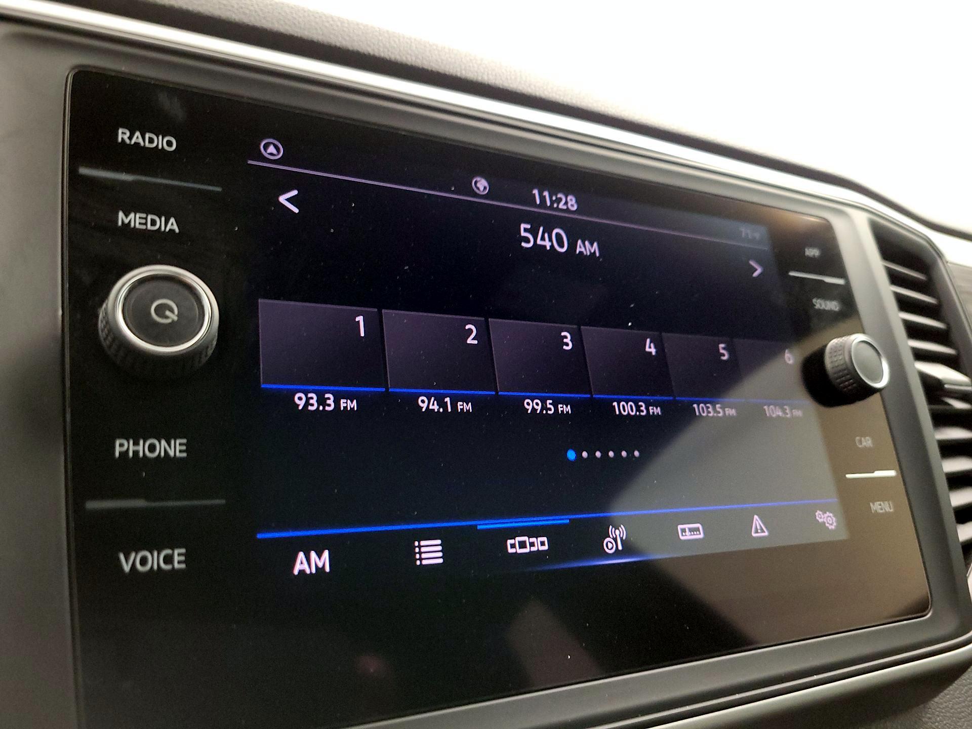 Thumbnail: 2021 Volkswagen Atlas - 15