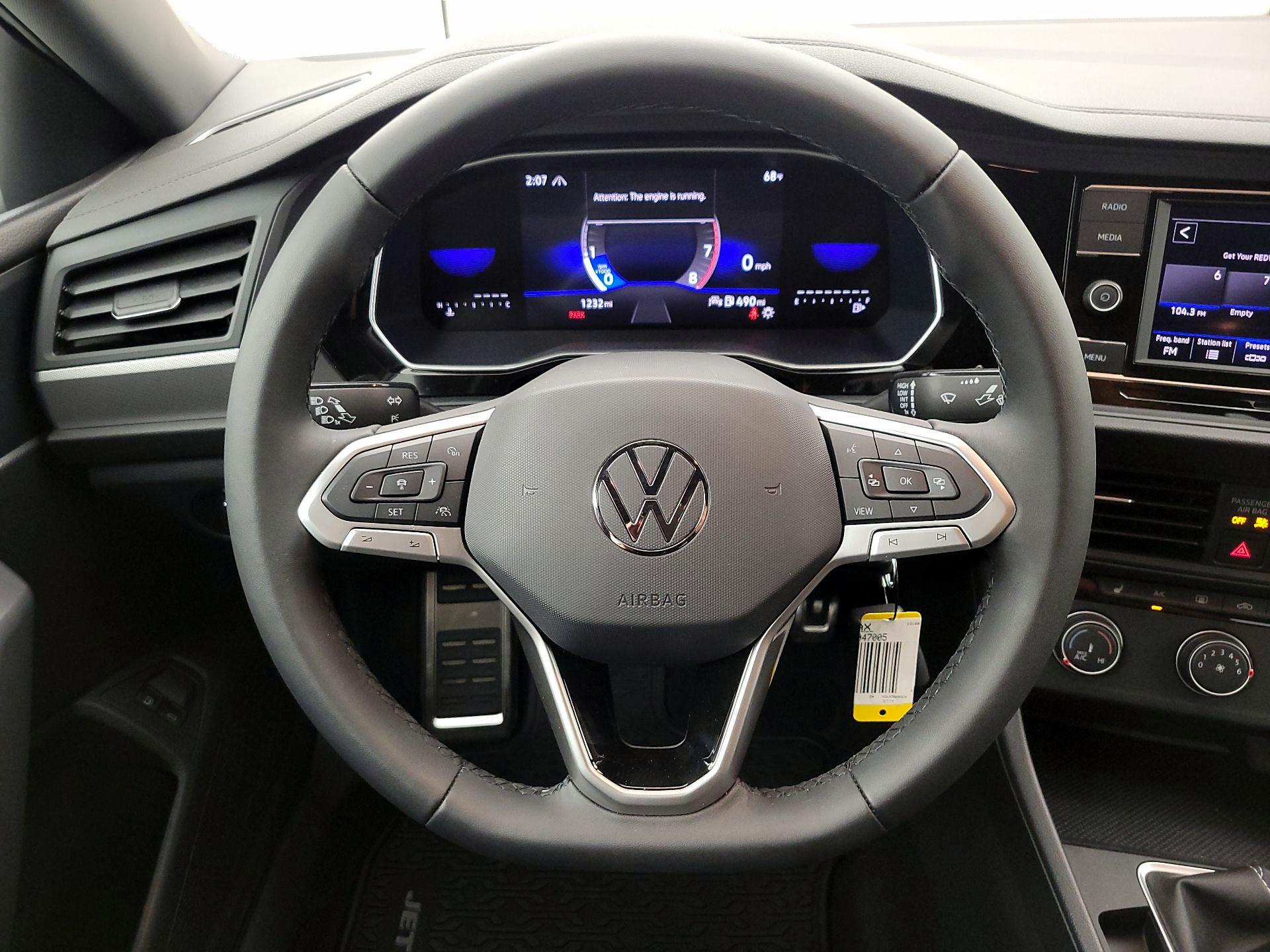 Thumbnail: 2024 Volkswagen Jetta - 10