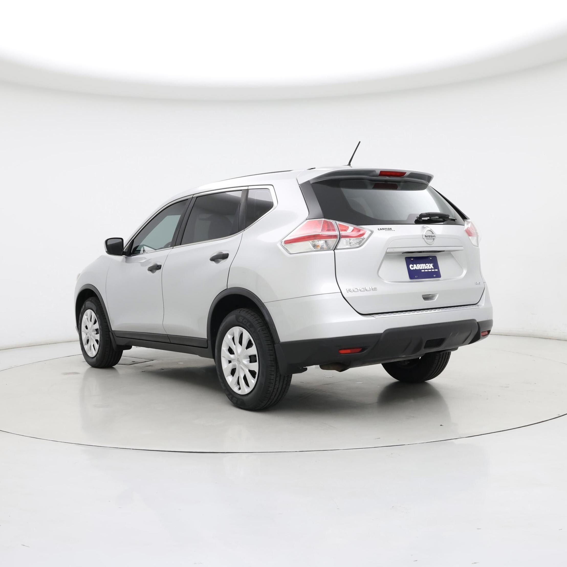 Thumbnail: 2016 Nissan Rogue - 2