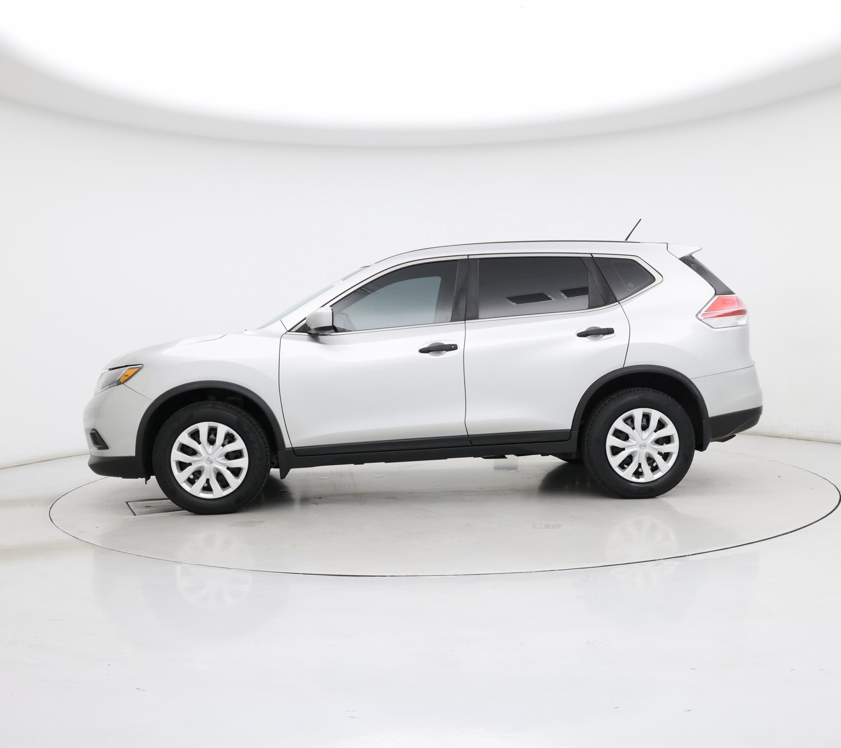 Thumbnail: 2016 Nissan Rogue - 3