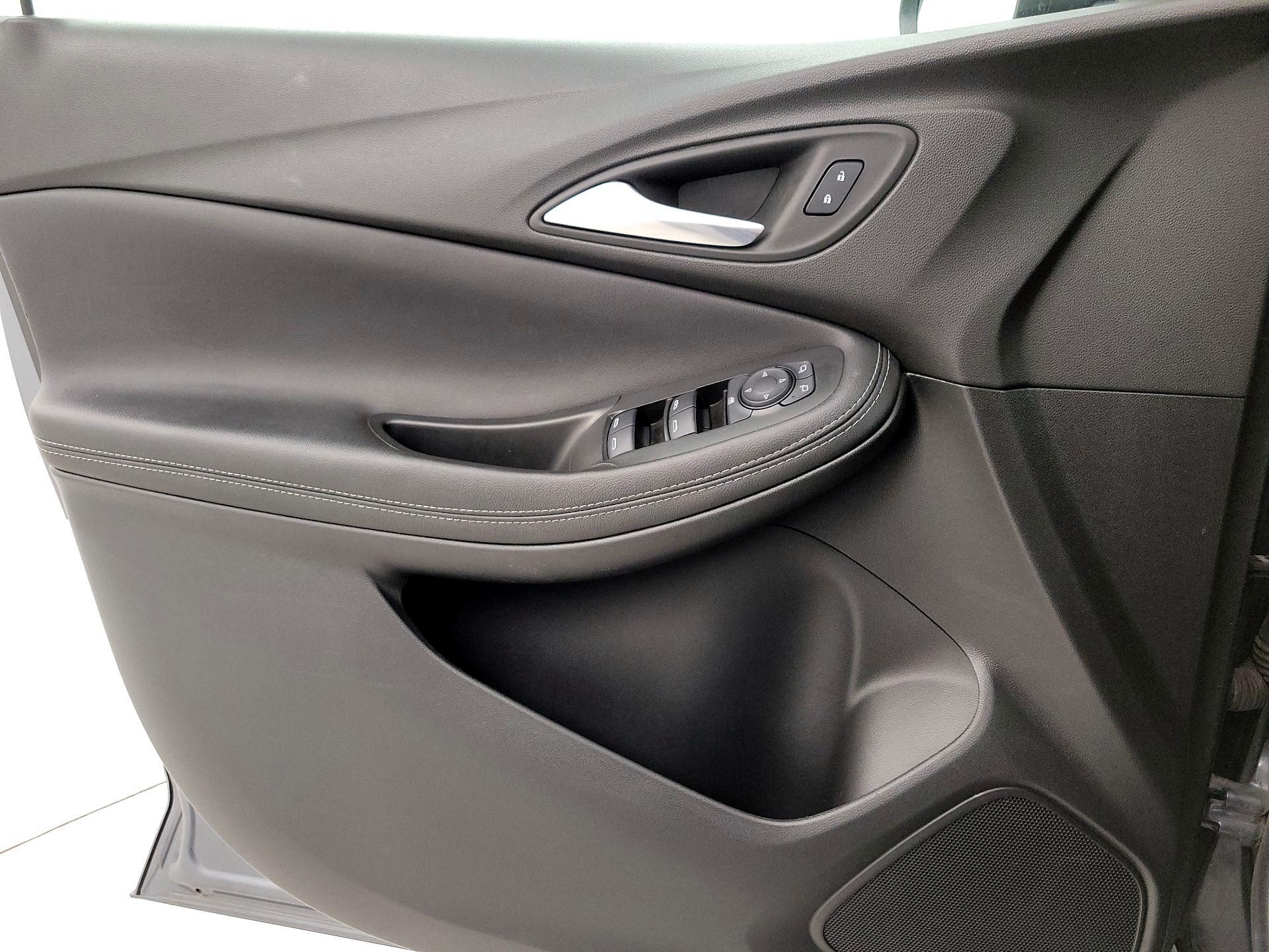 Thumbnail: 2021 Buick Encore GX - 12