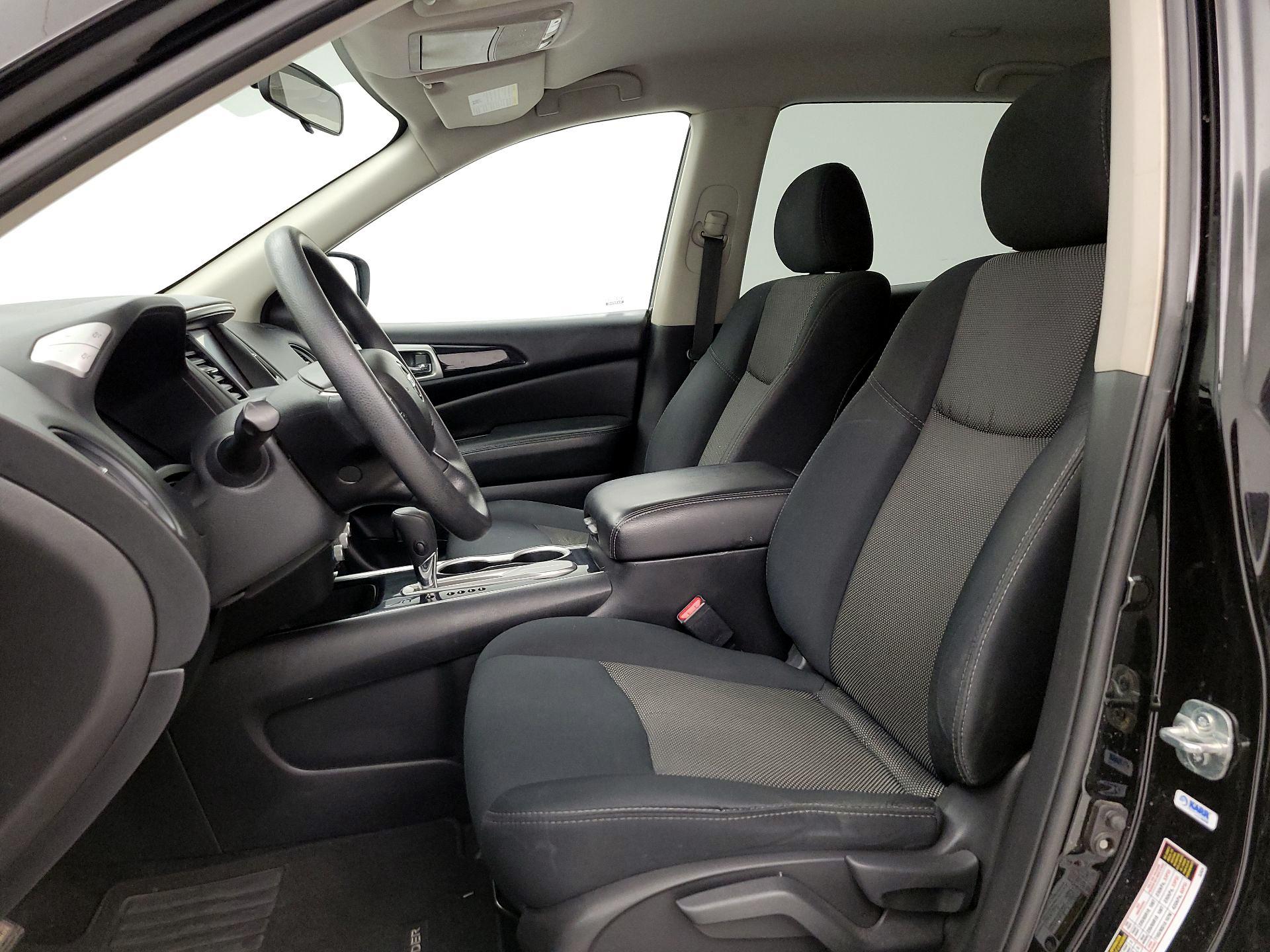 Thumbnail: 2019 Nissan Pathfinder - 11