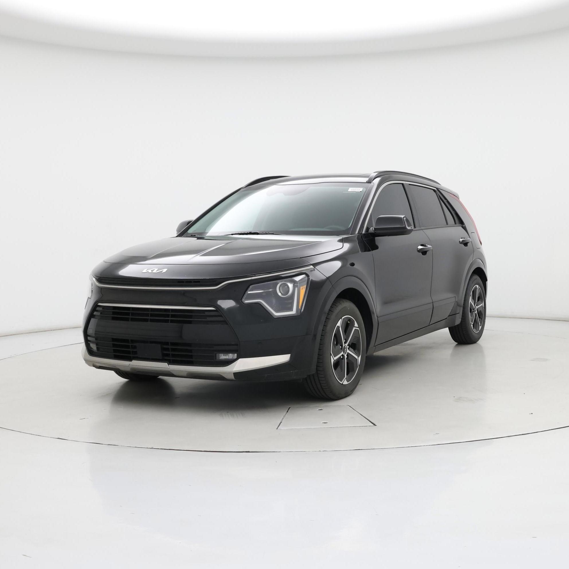 Thumbnail: 2023 Kia Niro - 4
