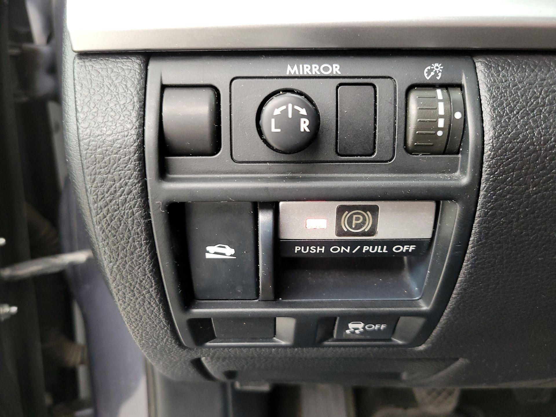 Thumbnail: 2014 Subaru Outback - 13