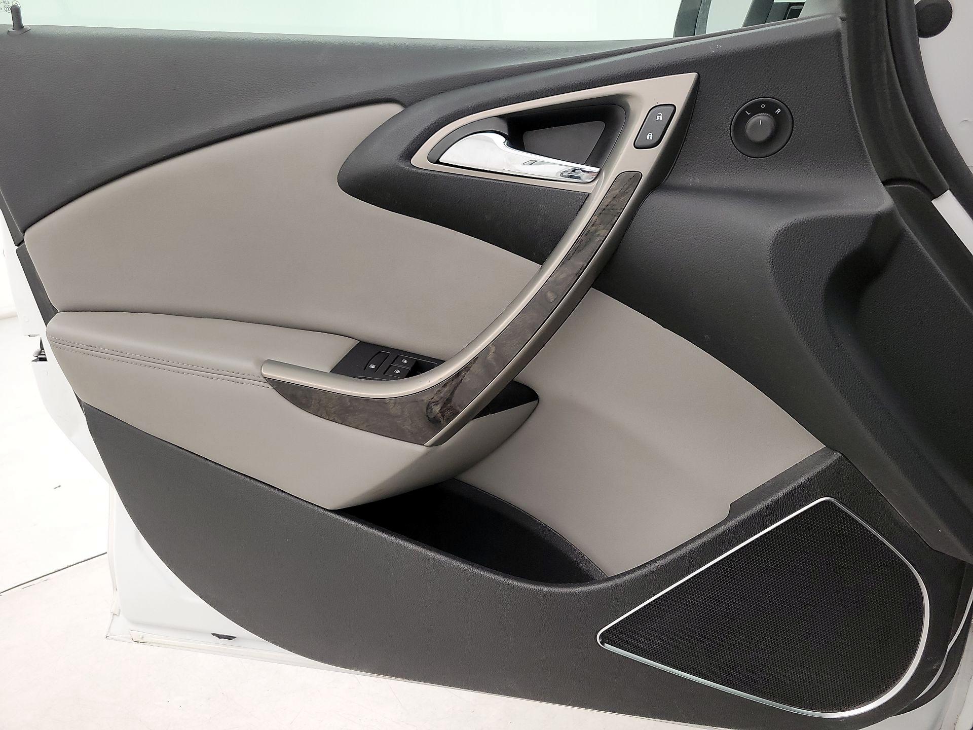 Thumbnail: 2015 Buick Verano - 12