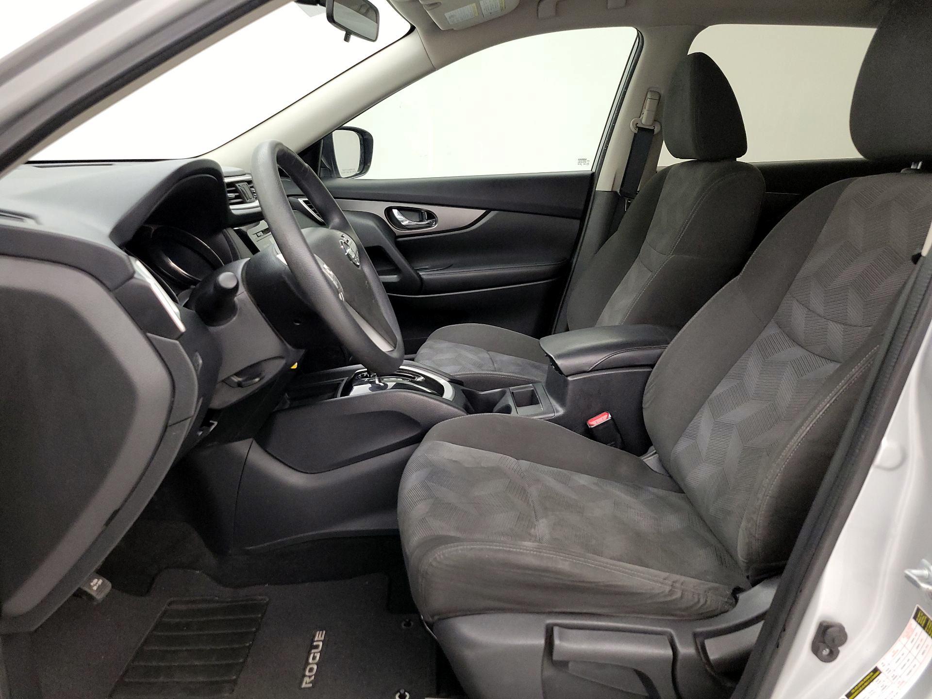 Thumbnail: 2016 Nissan Rogue - 11