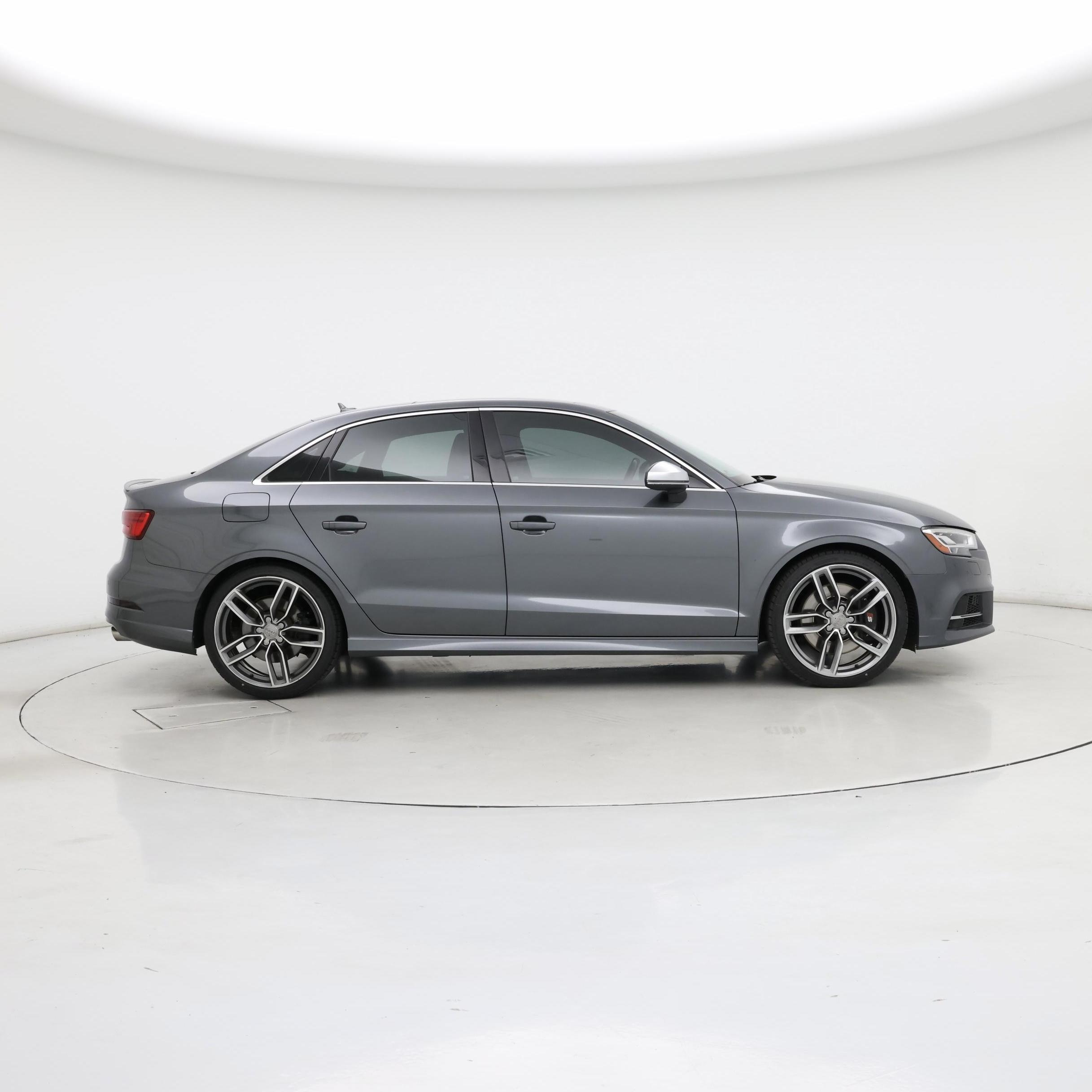 Thumbnail: 2017 Audi S3 - 7