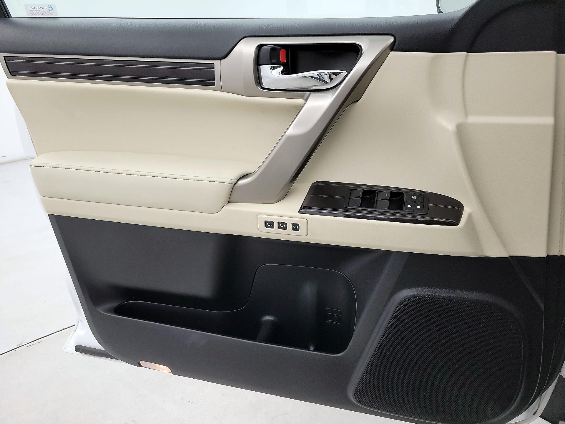 Thumbnail: 2021 Lexus GX - 12