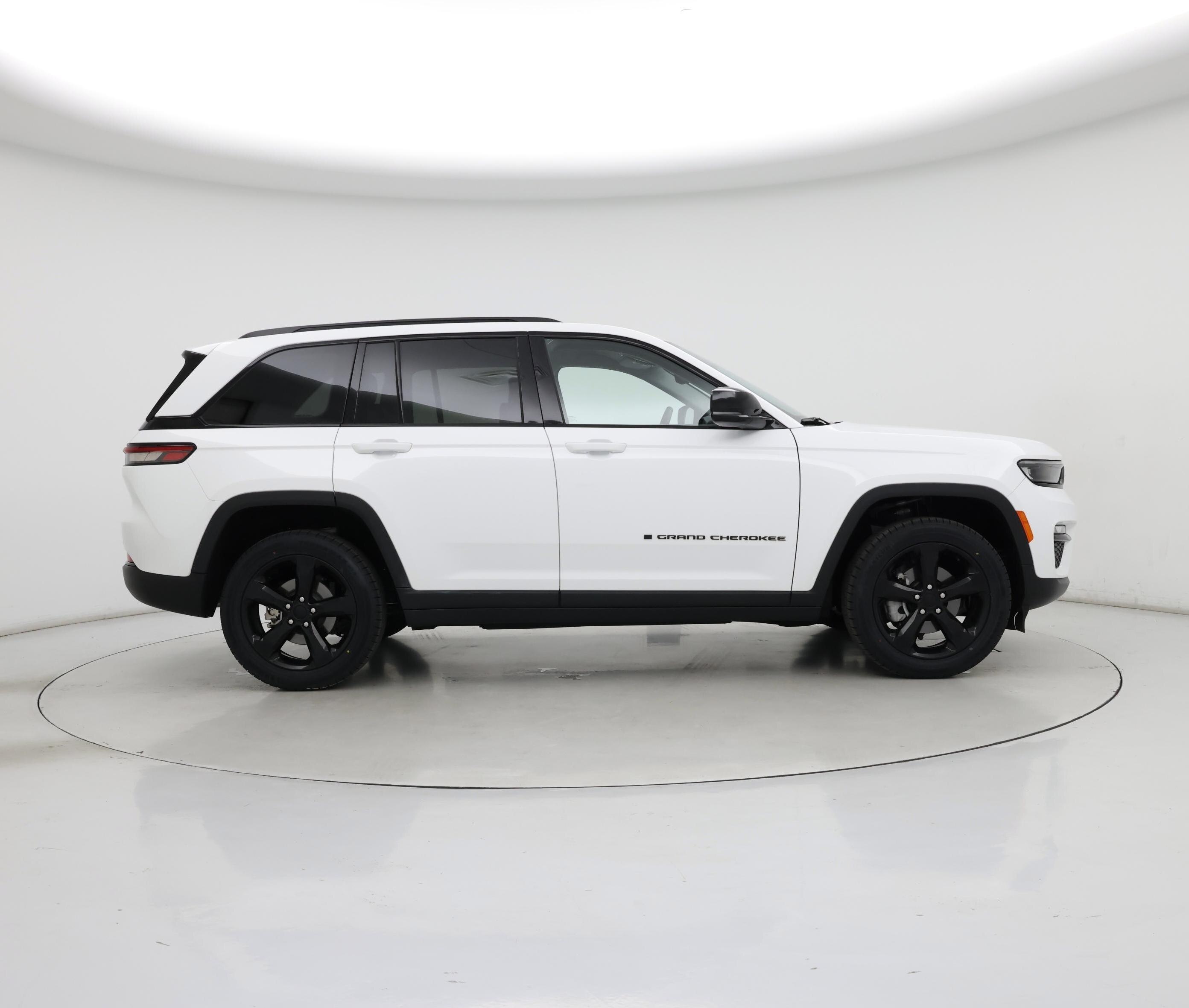 Thumbnail: 2023 Jeep Grand Cherokee - 7