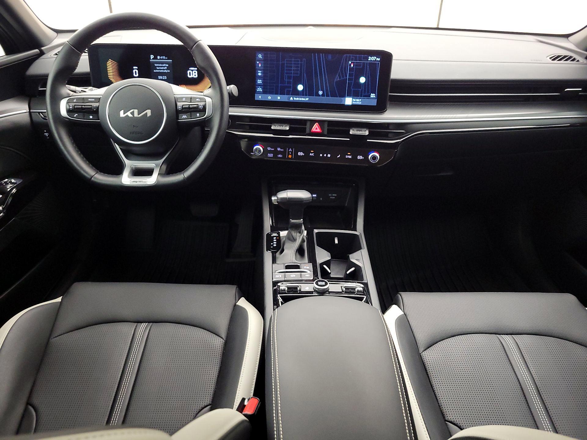 Thumbnail: 2025 Kia K5 - 9
