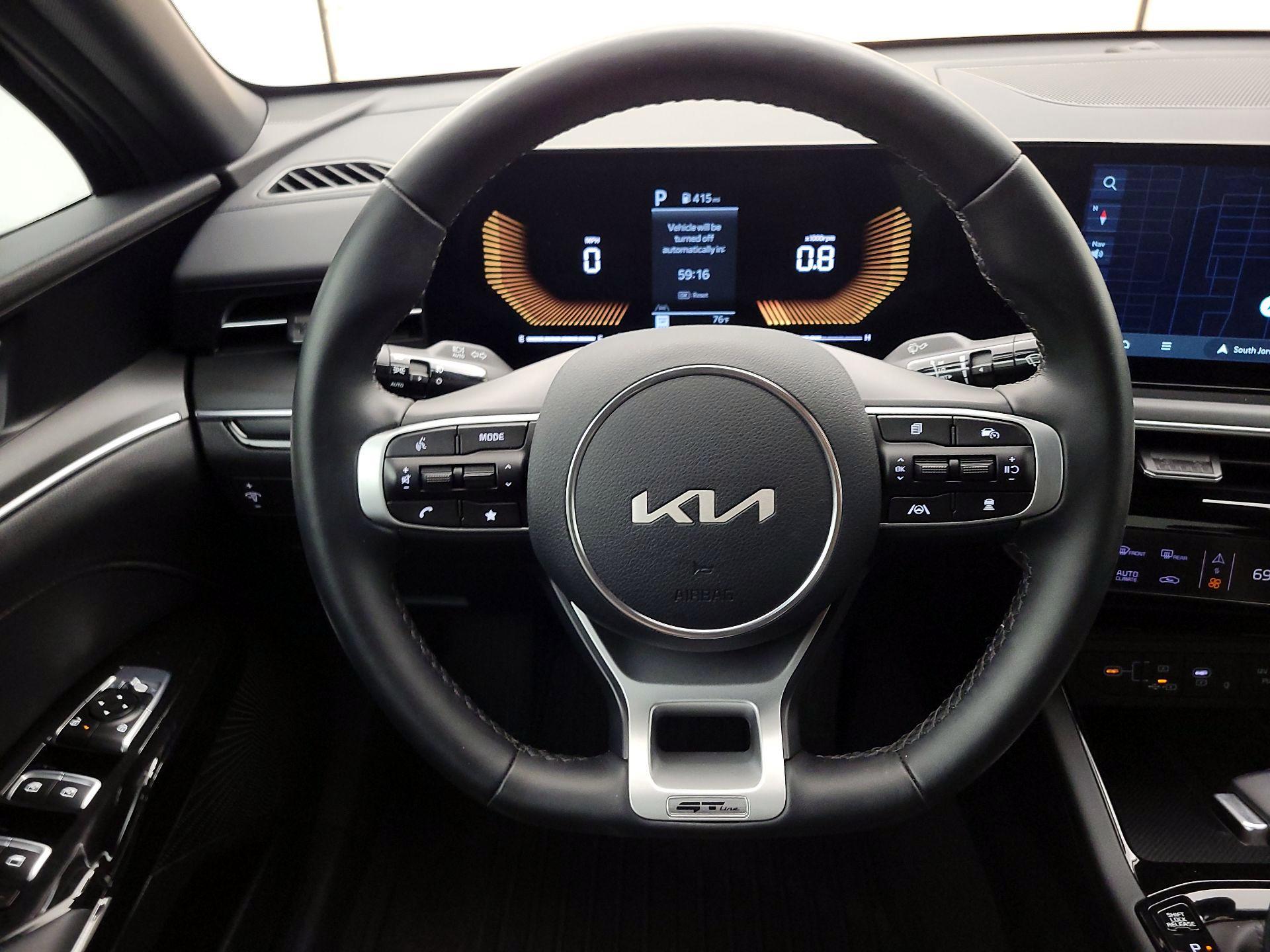 Thumbnail: 2025 Kia K5 - 10