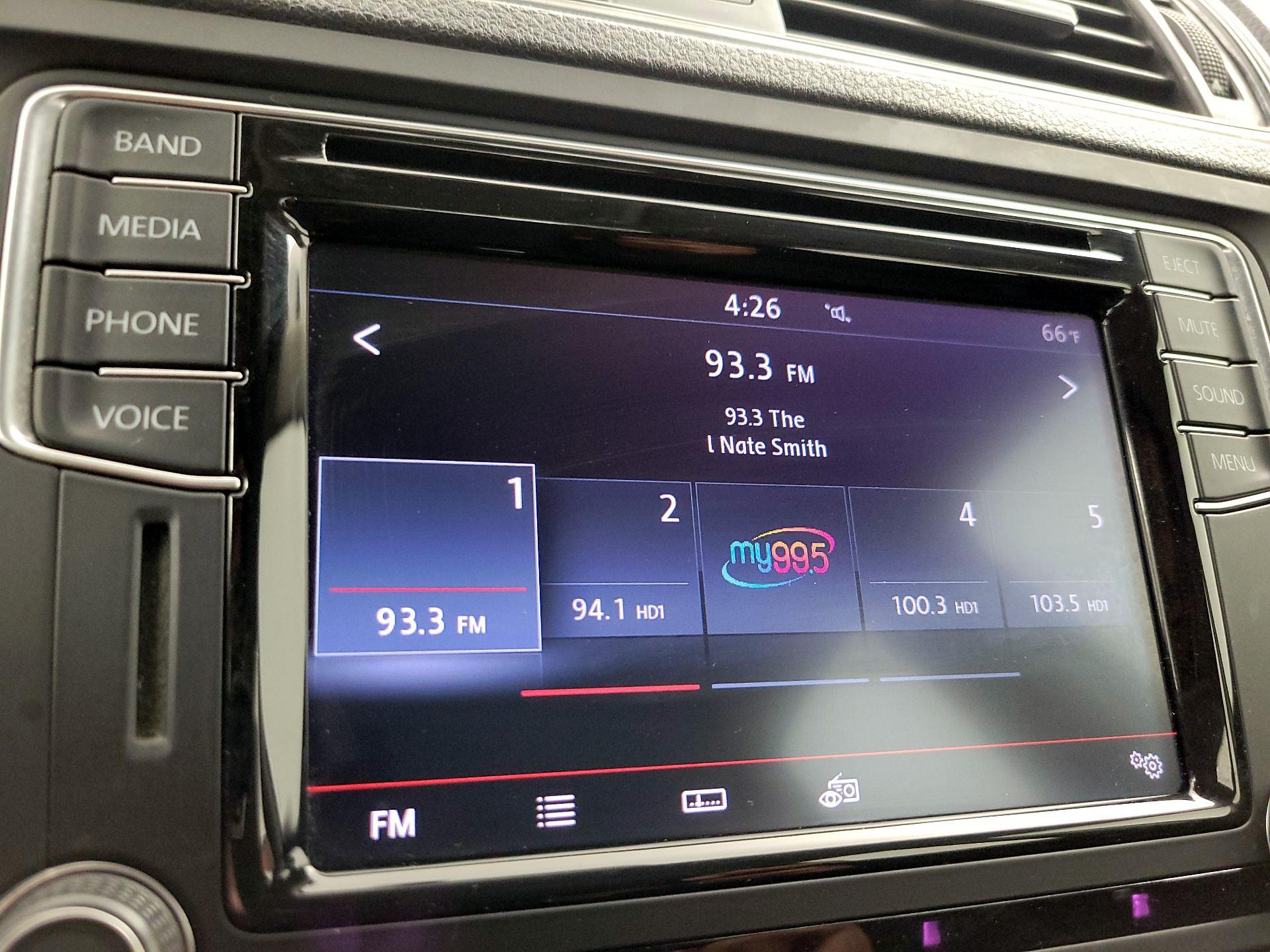 Thumbnail: 2016 Volkswagen Jetta - 15