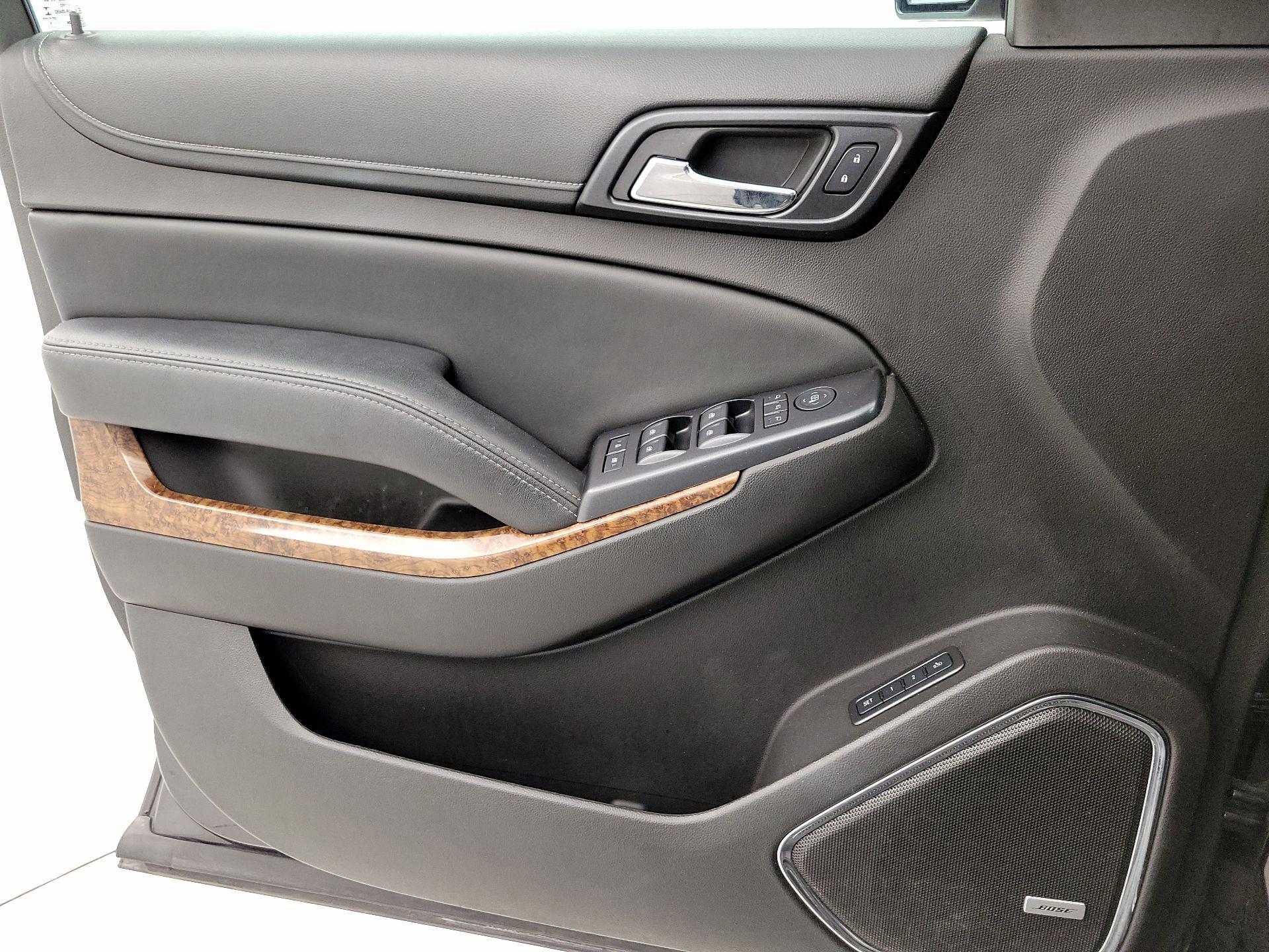 Thumbnail: 2015 Chevrolet Tahoe - 12