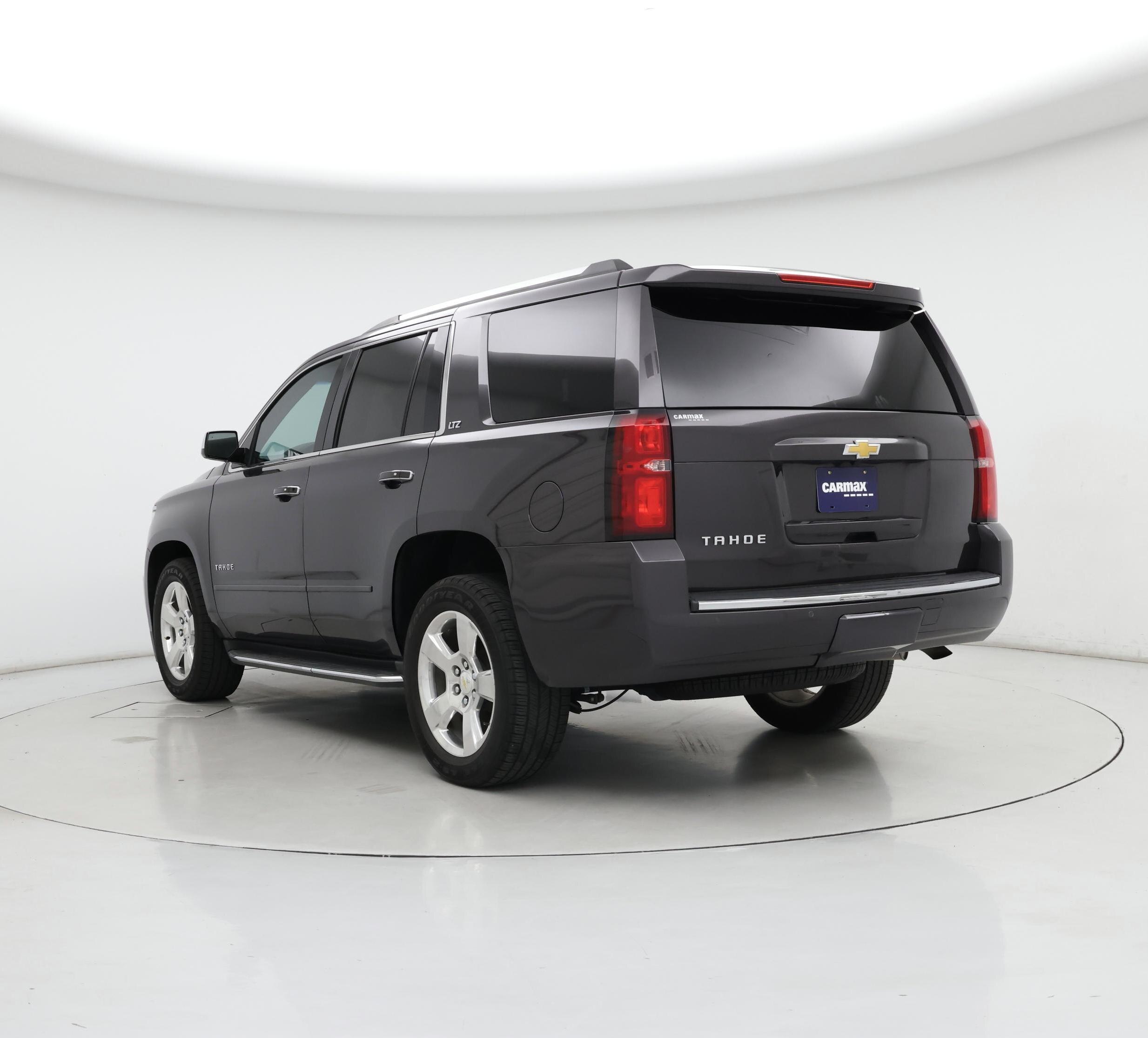 Thumbnail: 2015 Chevrolet Tahoe - 2