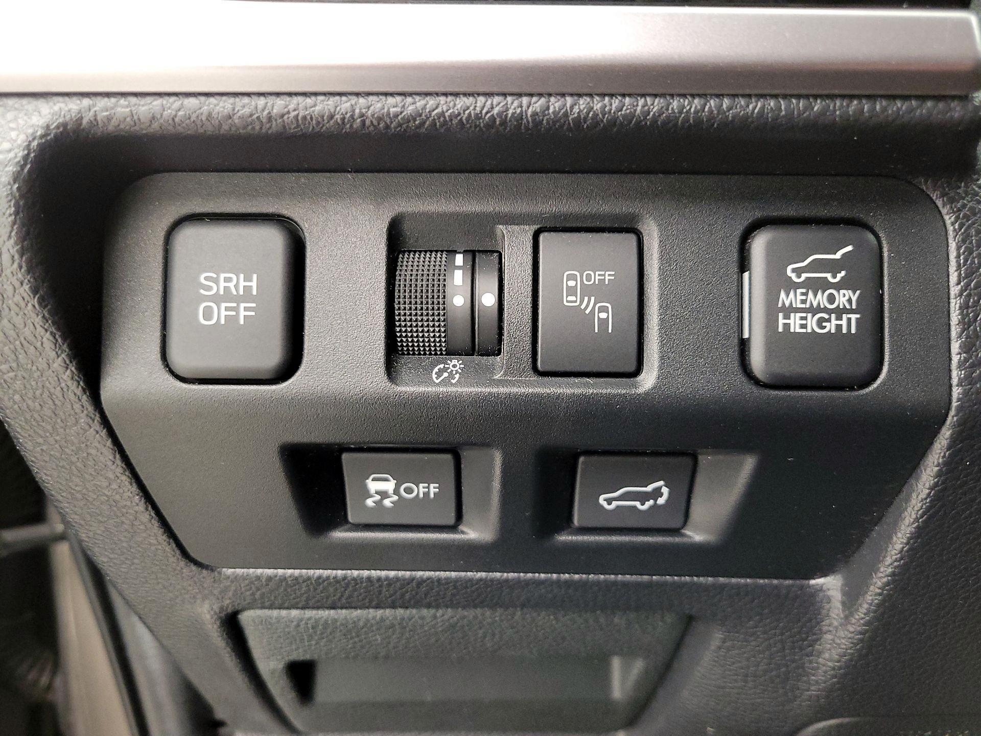 Thumbnail: 2017 Subaru Forester - 13