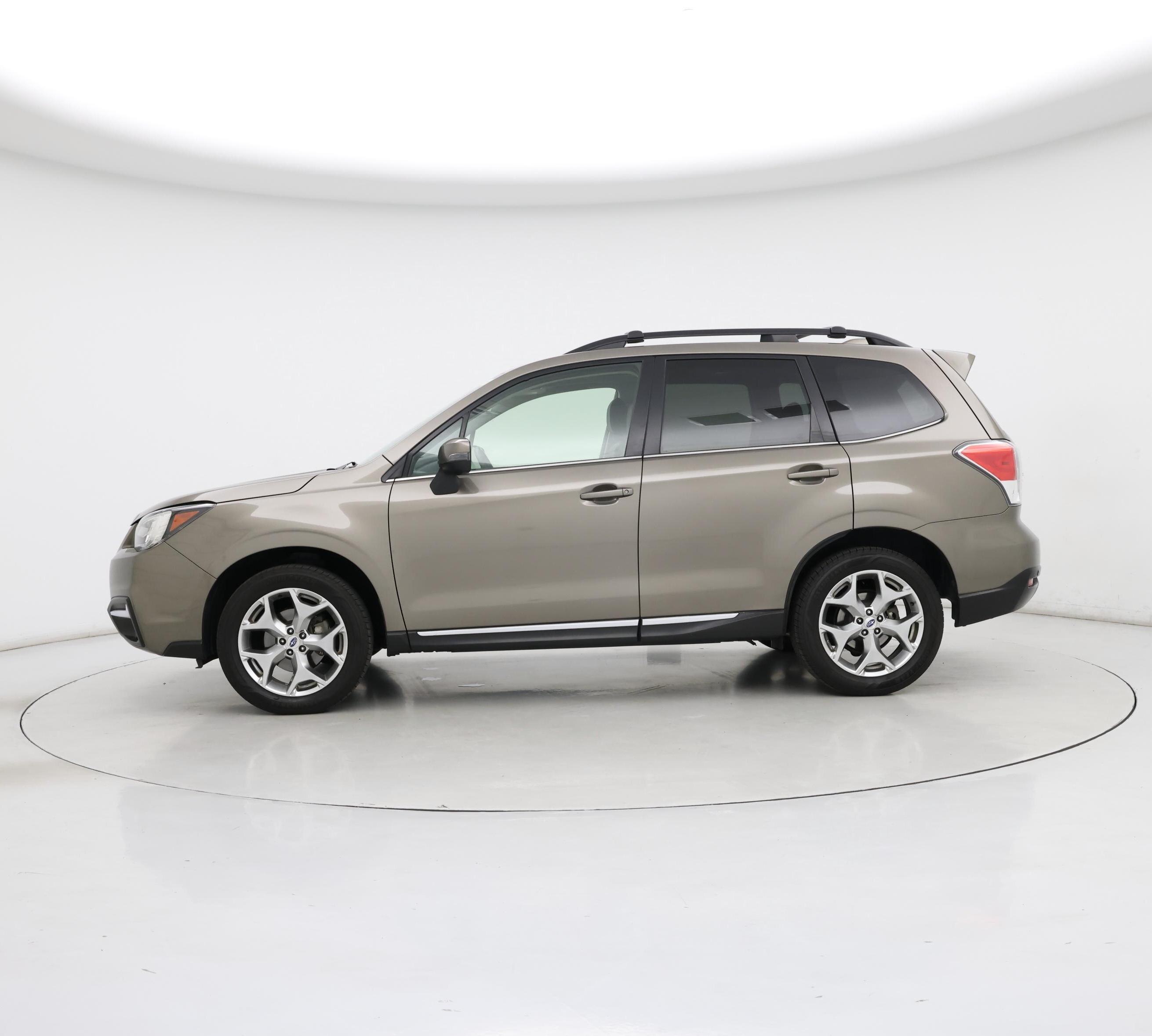 Thumbnail: 2017 Subaru Forester - 3