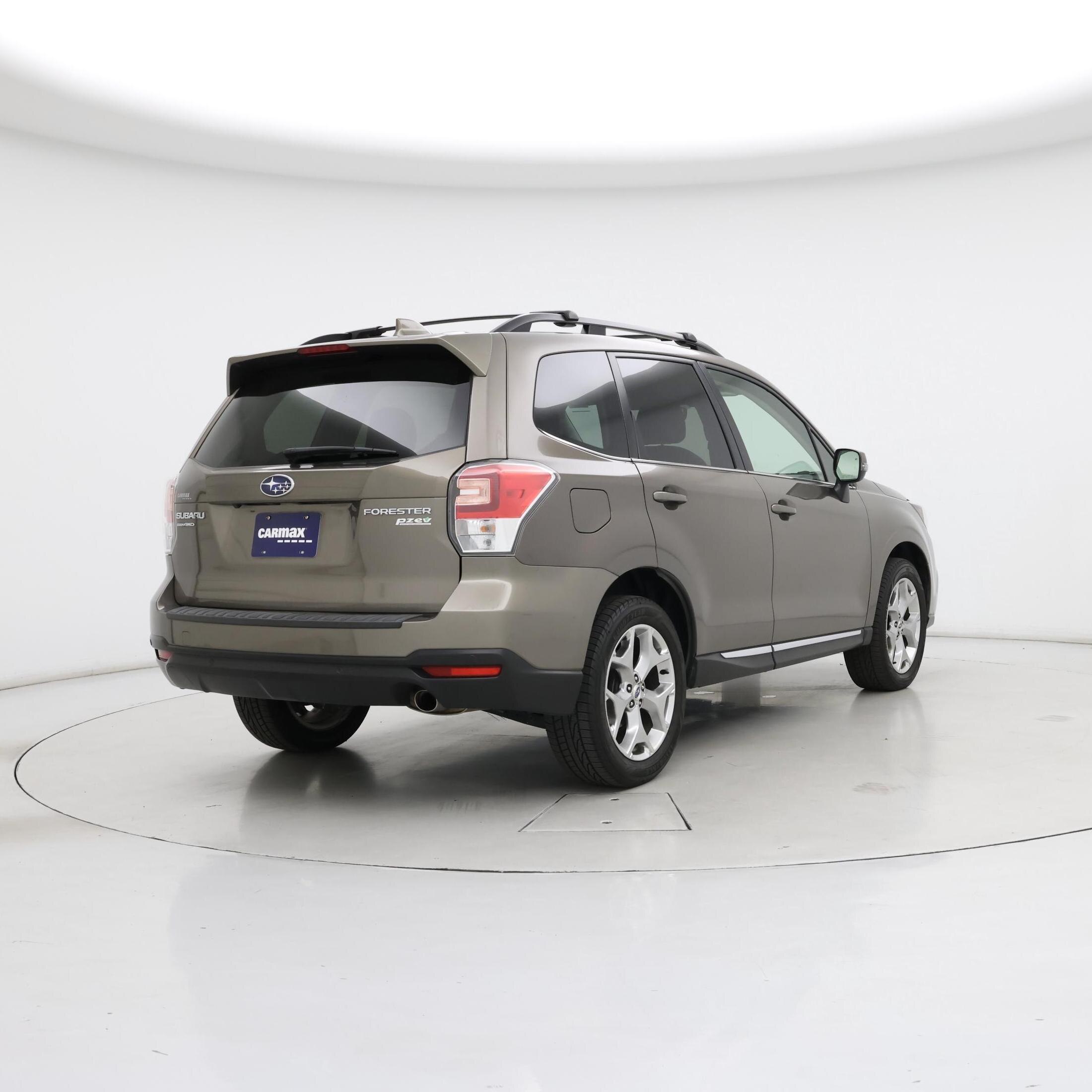 Thumbnail: 2017 Subaru Forester - 8