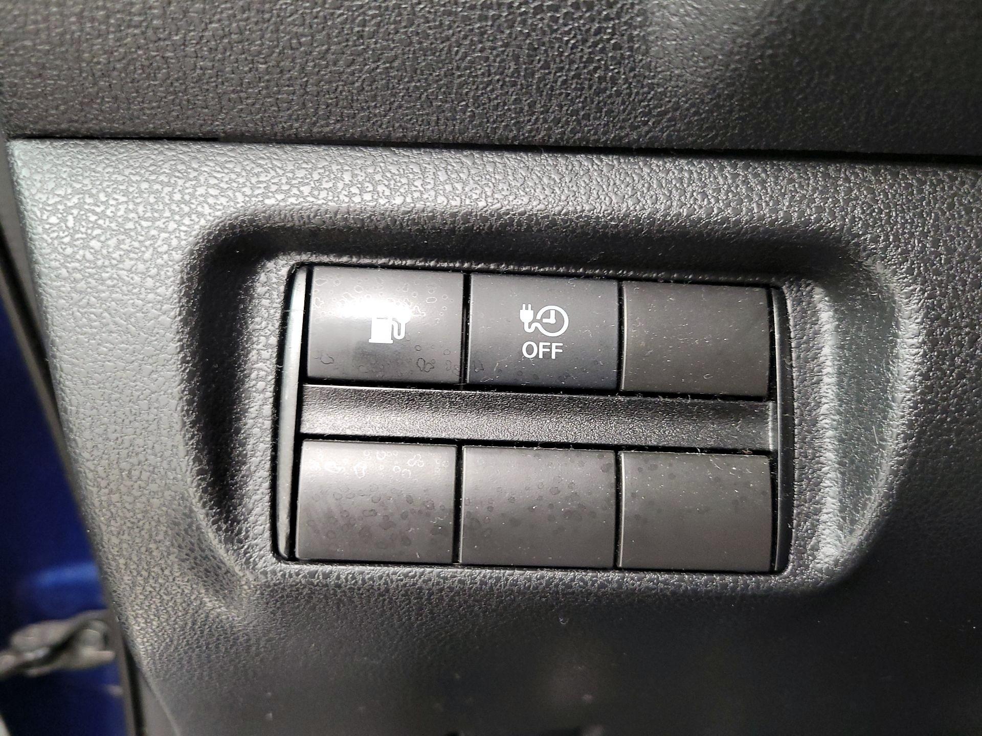 Thumbnail: 2019 Nissan Leaf - 13