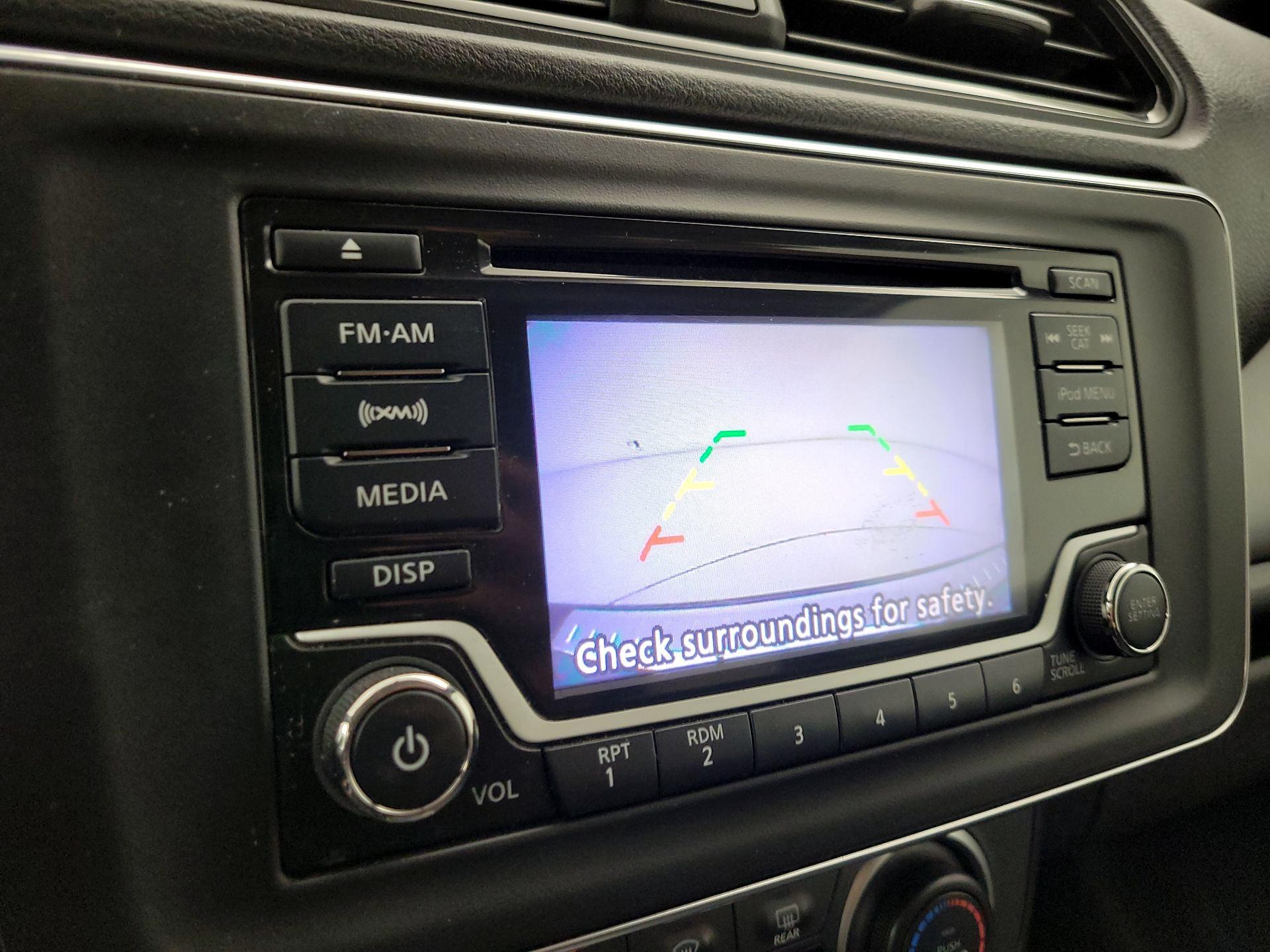 Thumbnail: 2019 Nissan Leaf - 14